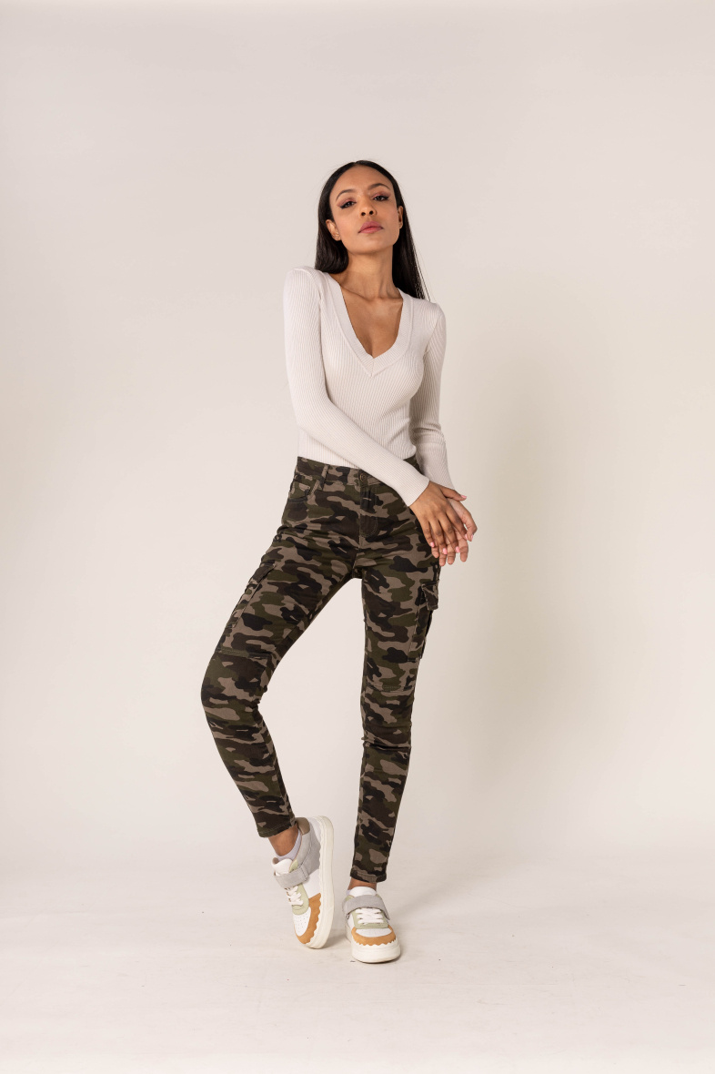 Großhändler Nina Carter - Stretch-Cargo