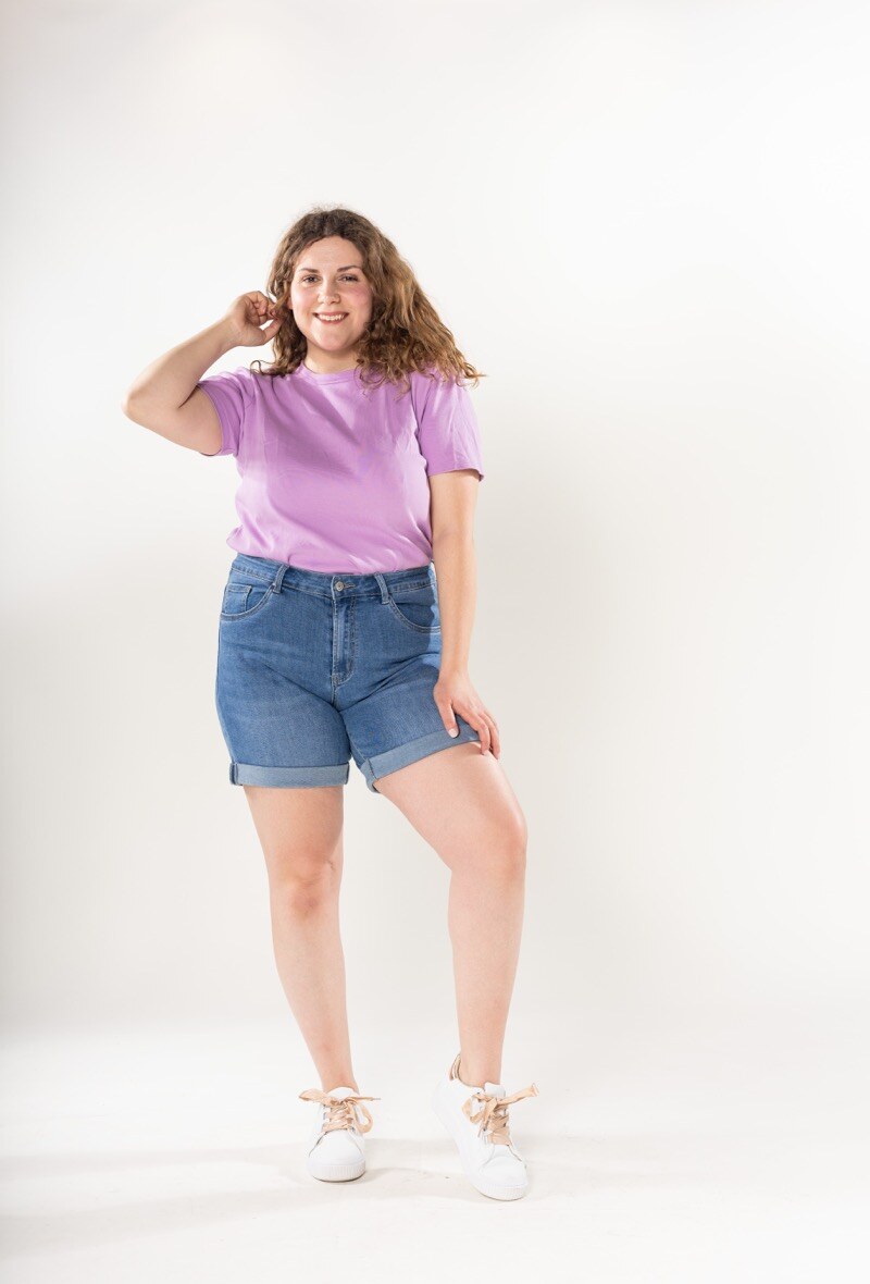 Grossista Nina Carter - Pantaloncini di jeans taglie forti