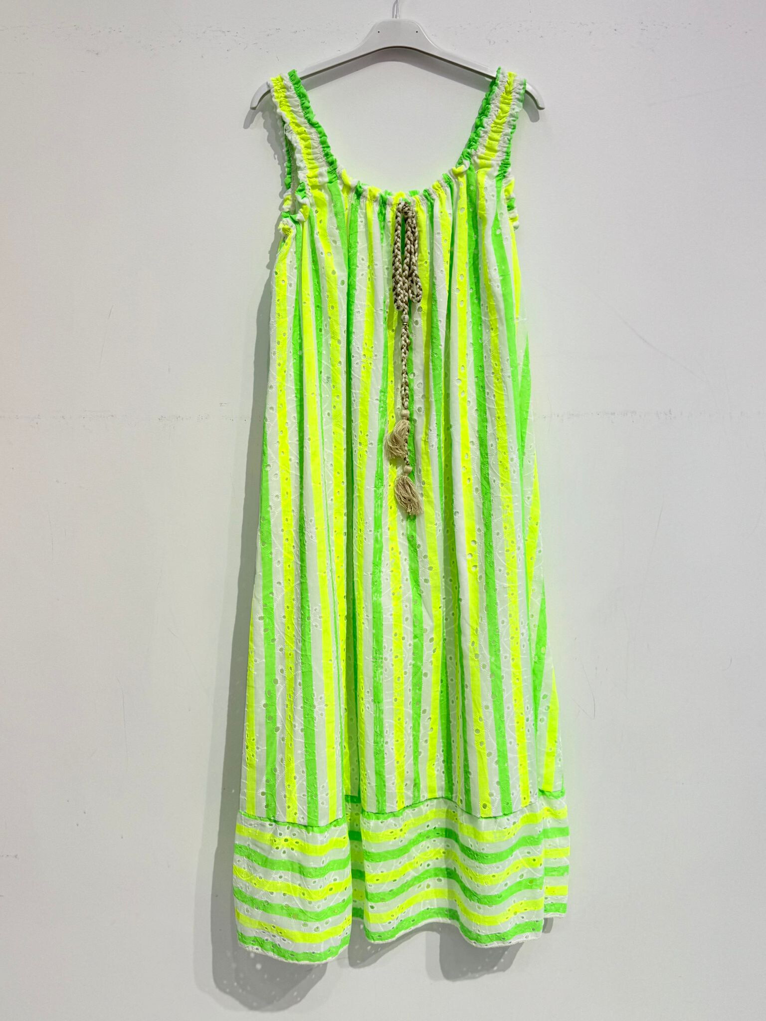 Grossiste Noéline - Robe imprimée en broderie anglaise avec doublure