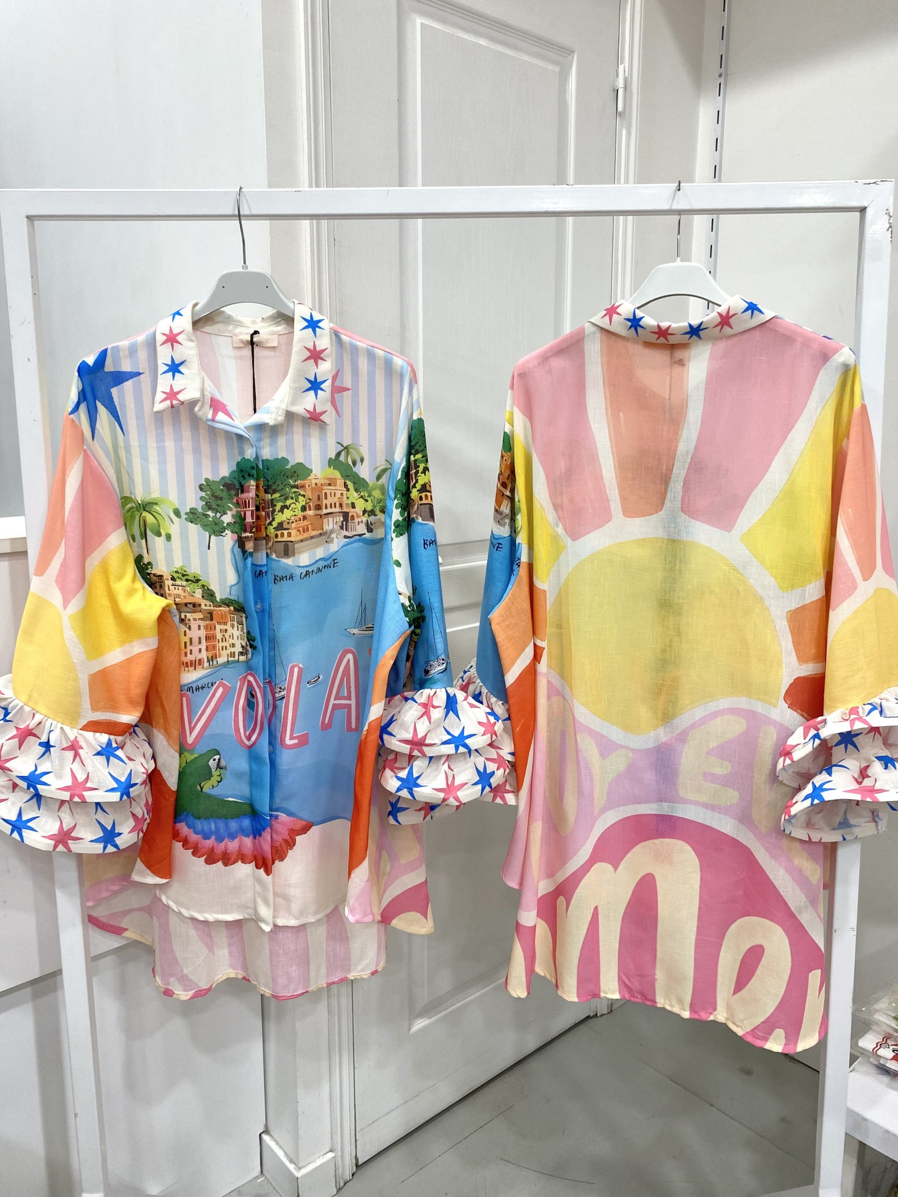 Großhändler NOS - Bluse mit Puffärmeln