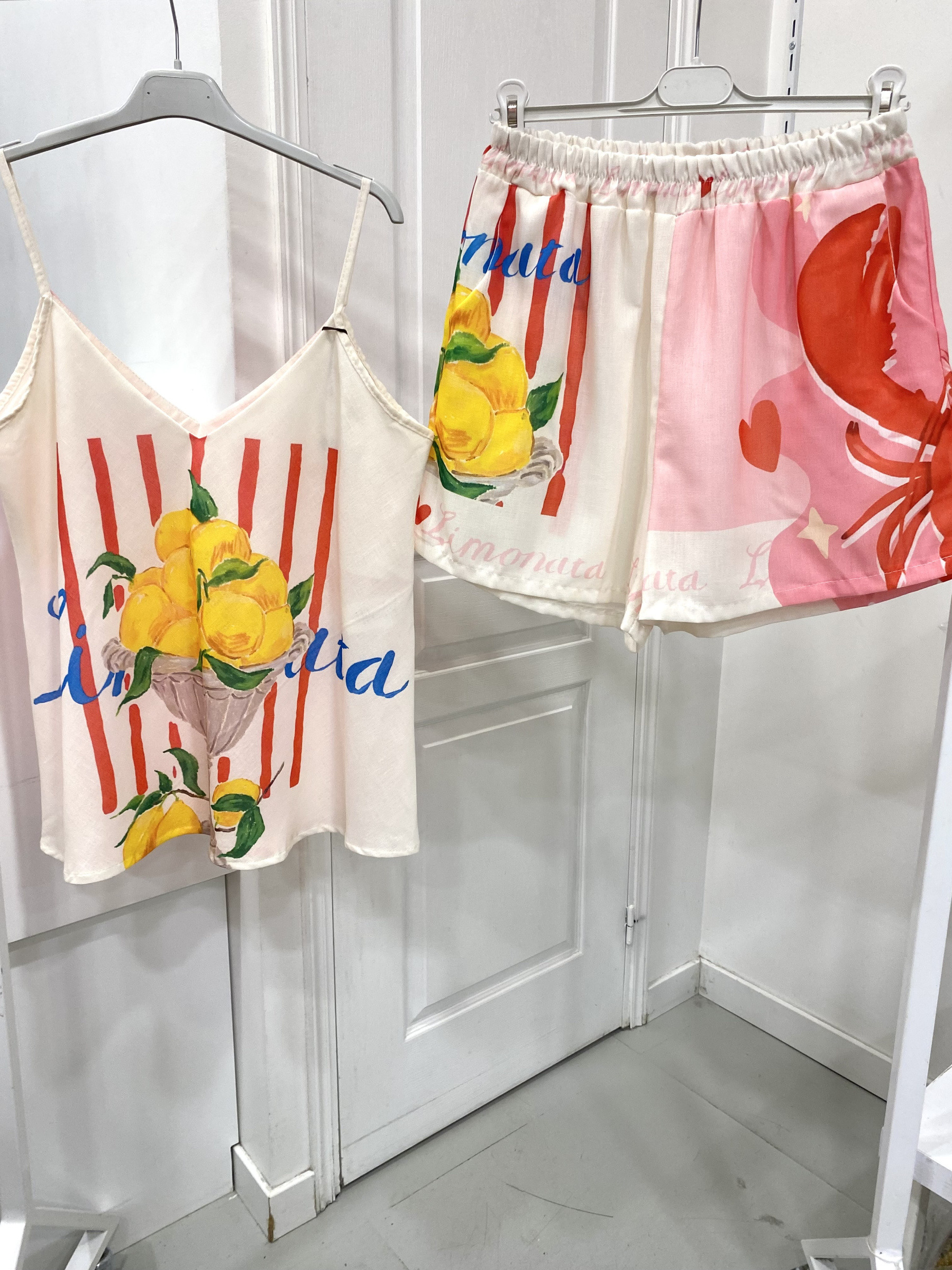 Wholesaler NOS - Tank top and shorts set