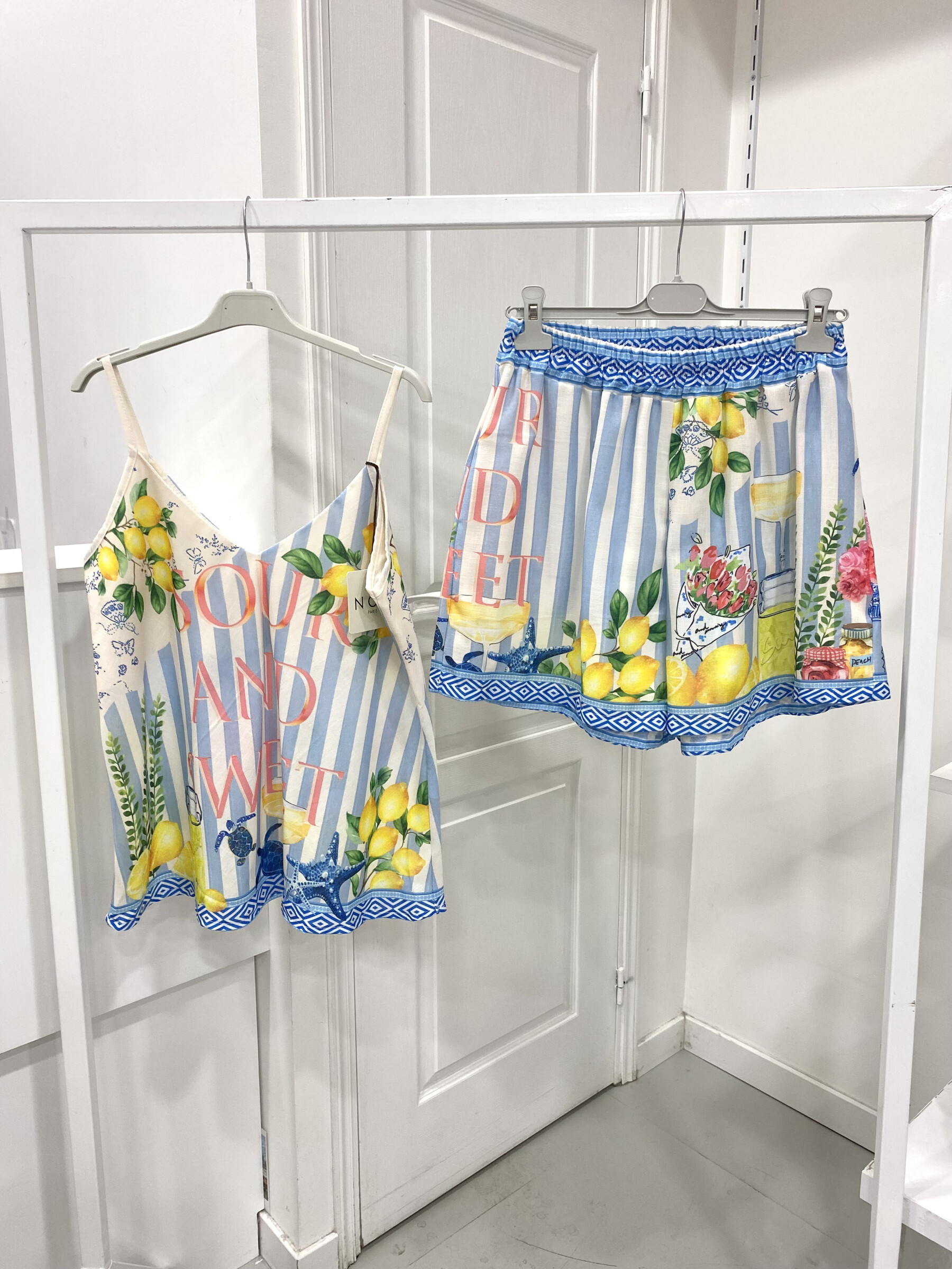 Grossista NOS - Set canotta e shorts stampati