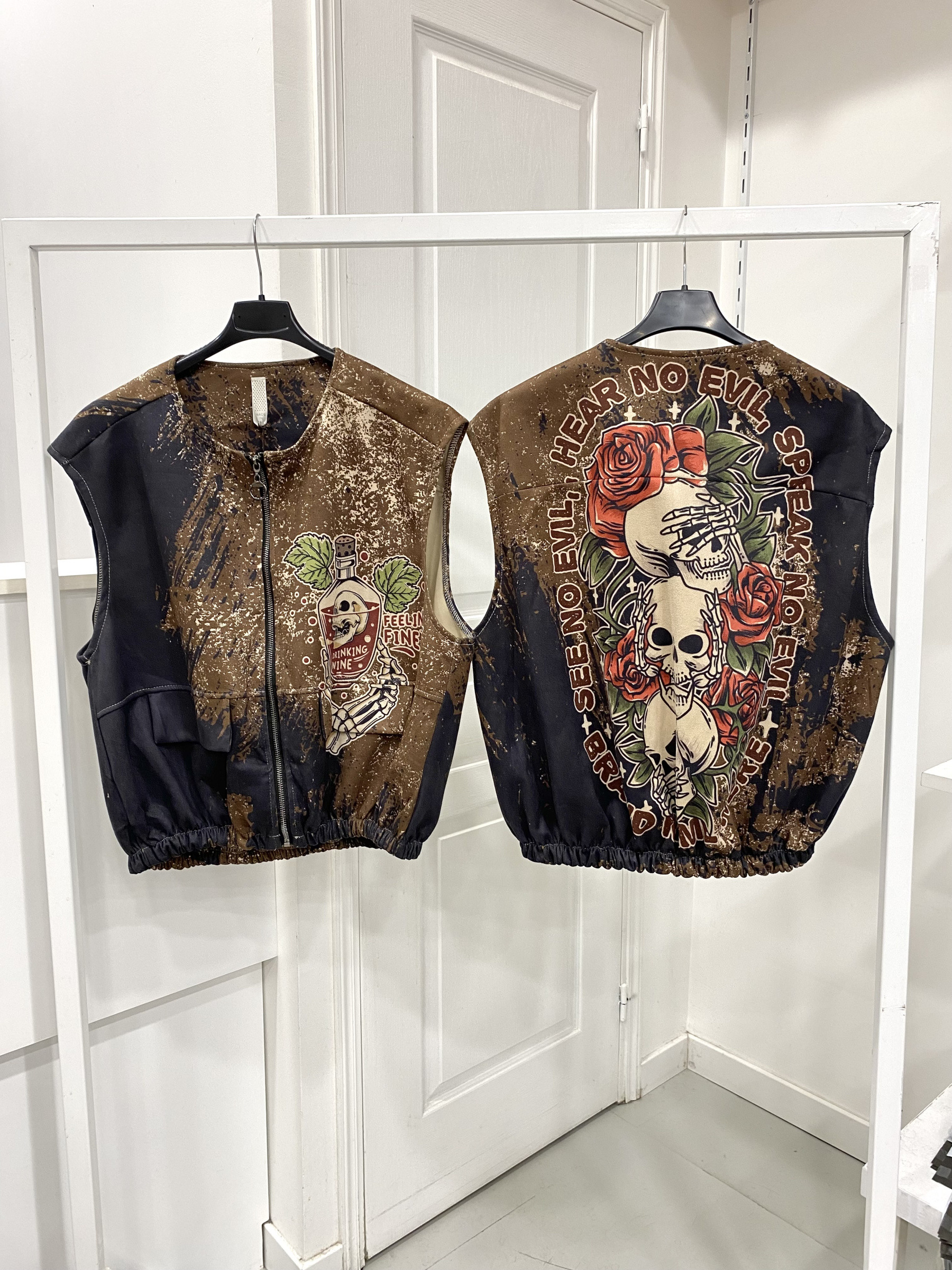 Wholesaler NOS - Sleeveless vest with suede print