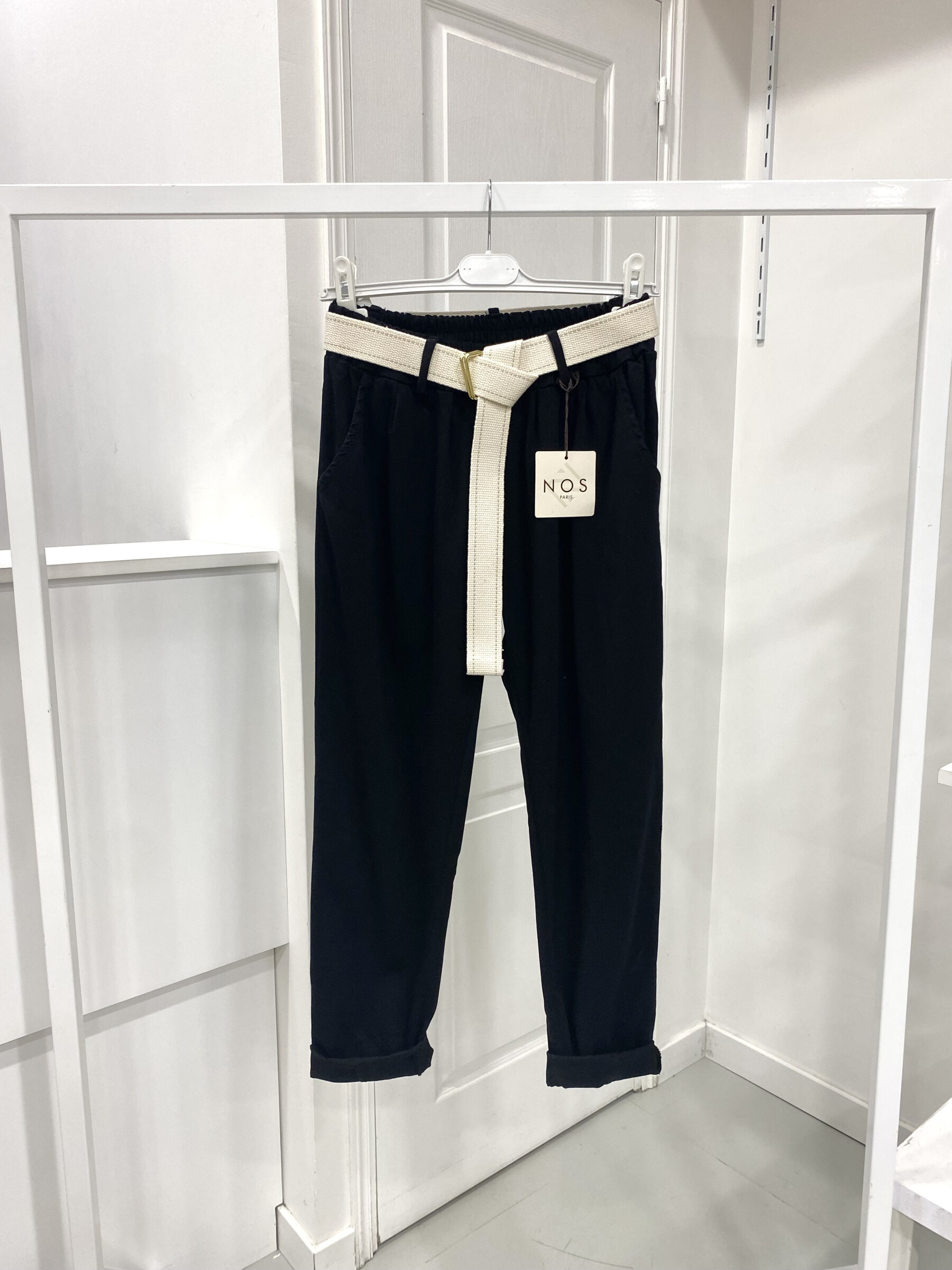 Grossiste NOS - Pantalon uni avec ceinture