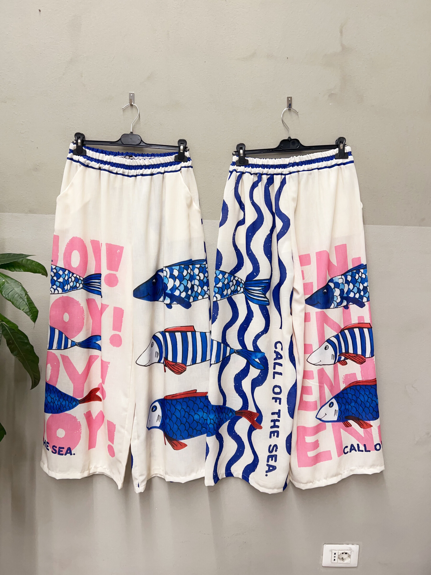 Wholesaler NOS - Printed pants