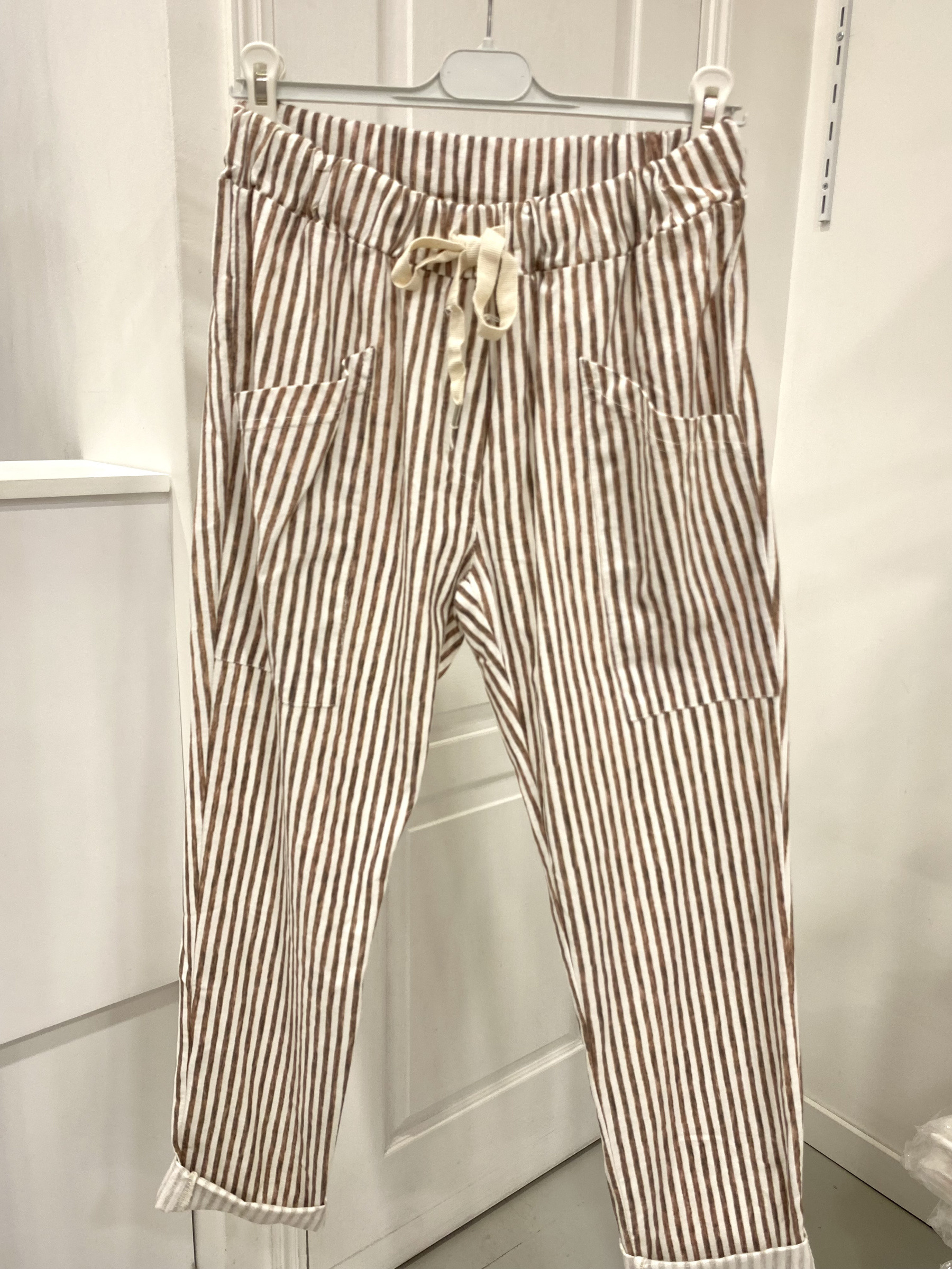 Grossista NOS - Pantaloni a righe