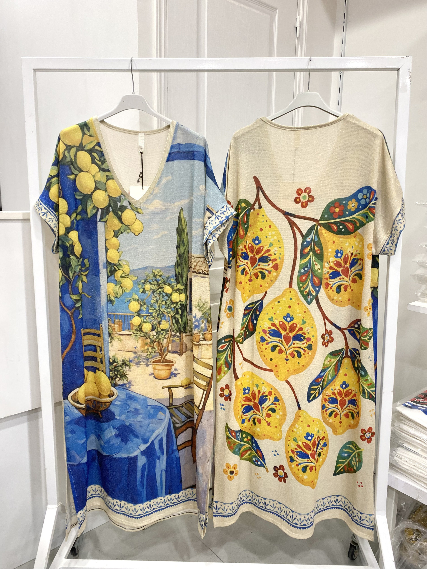Großhändler NOS - Bedrucktes Lurex-Kleid
