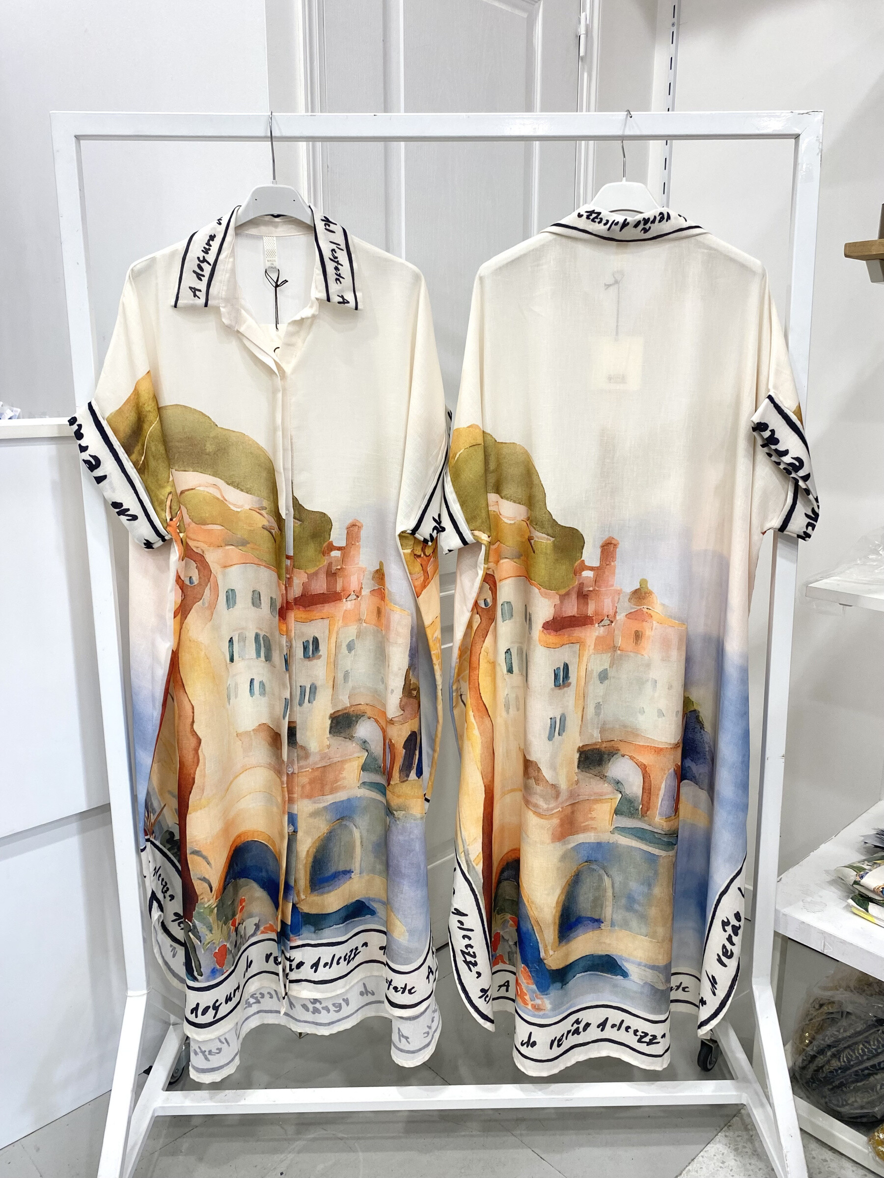 Großhändler NOS - Kleid mit Print
