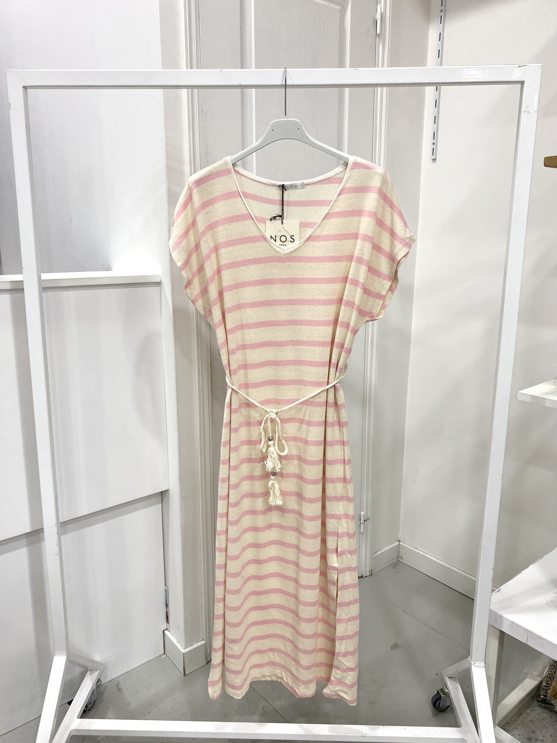 Großhändler NOS - Gestreiftes Kleid