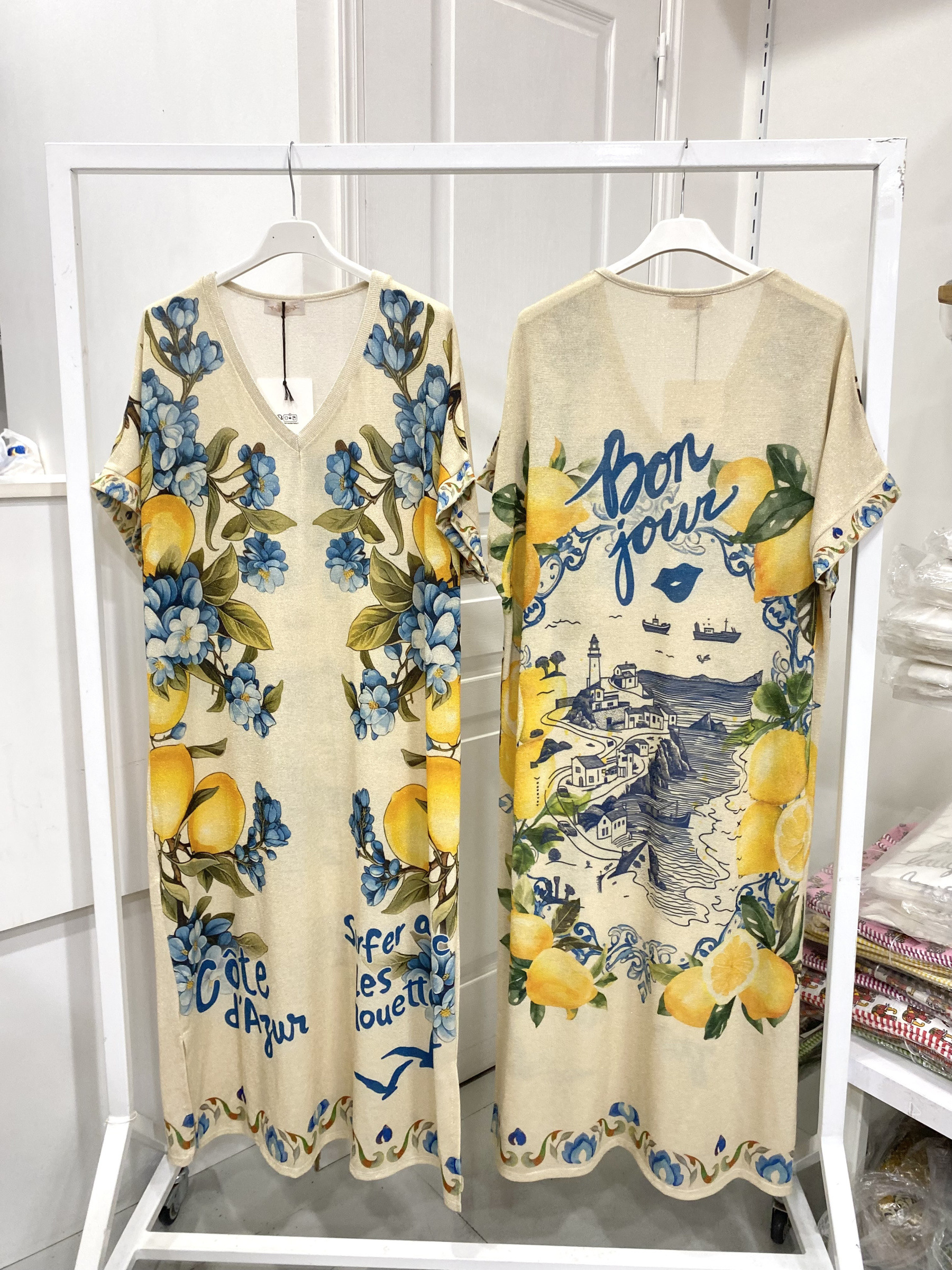 Großhändler NOS - Bedrucktes Lurex-Kleid