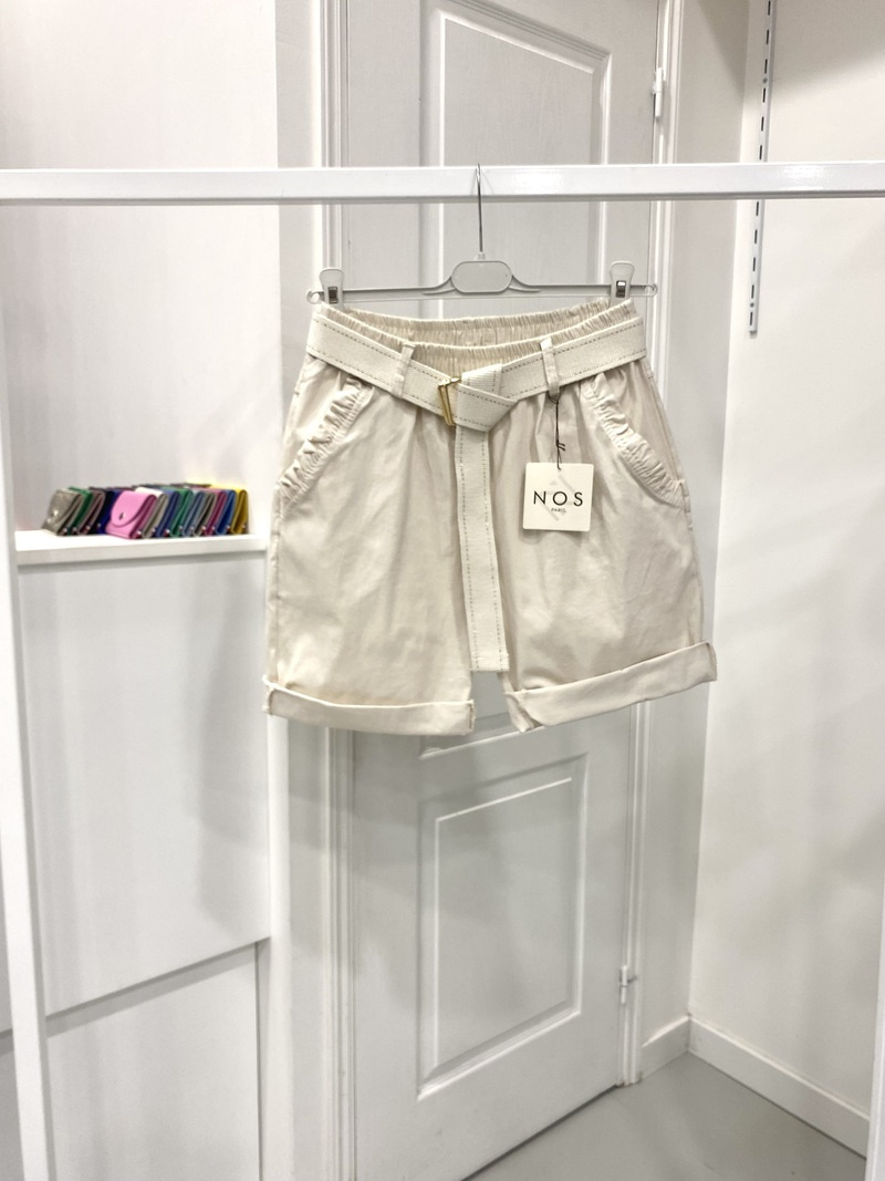 Wholesaler NOS - Solid color shorts with belt