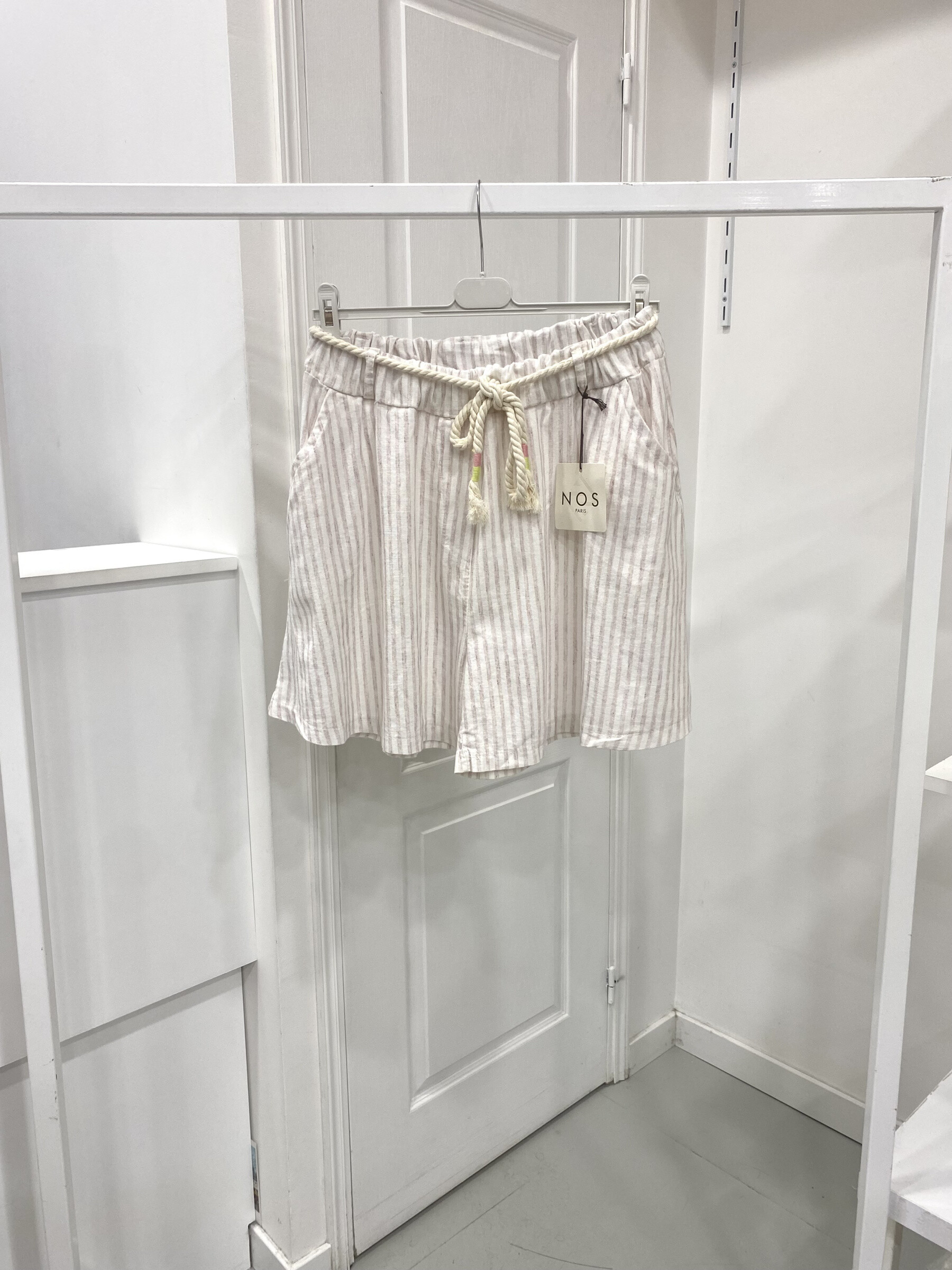 Großhändler NOS - Gestreifte Shorts