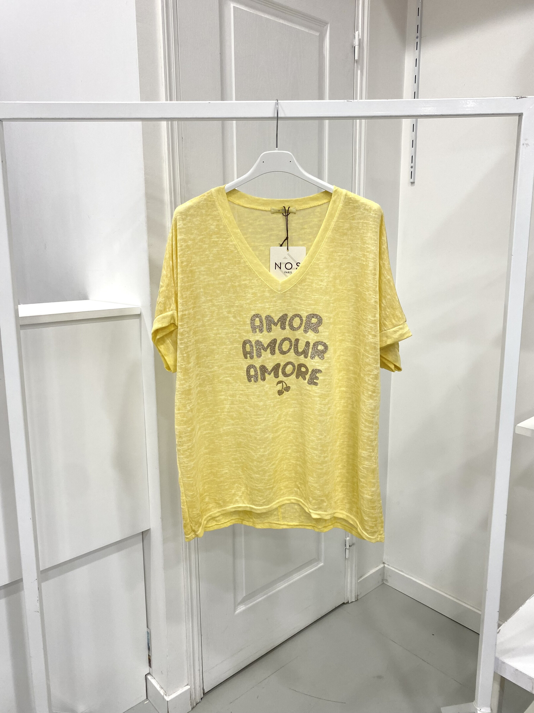 Wholesaler NOS - Love t shirt