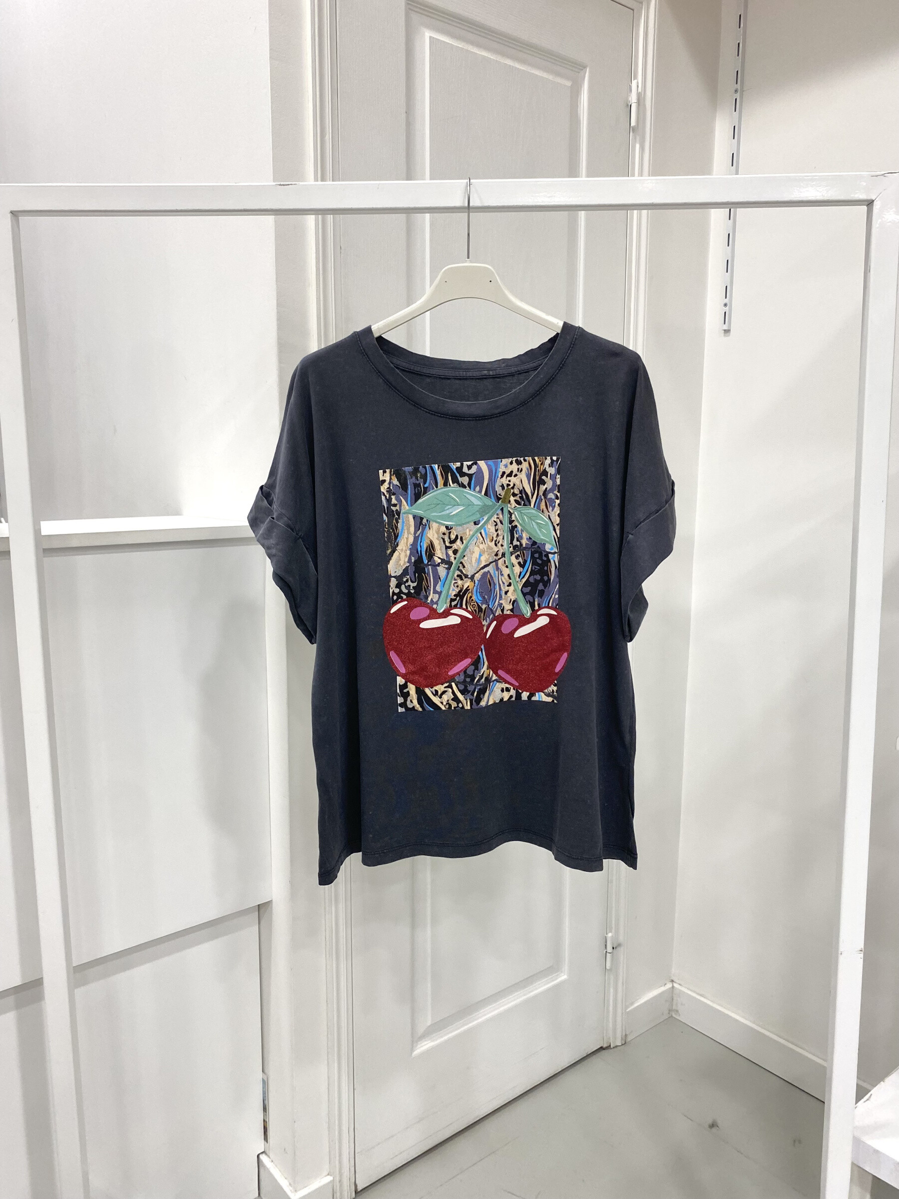 Wholesaler NOS - T shirt