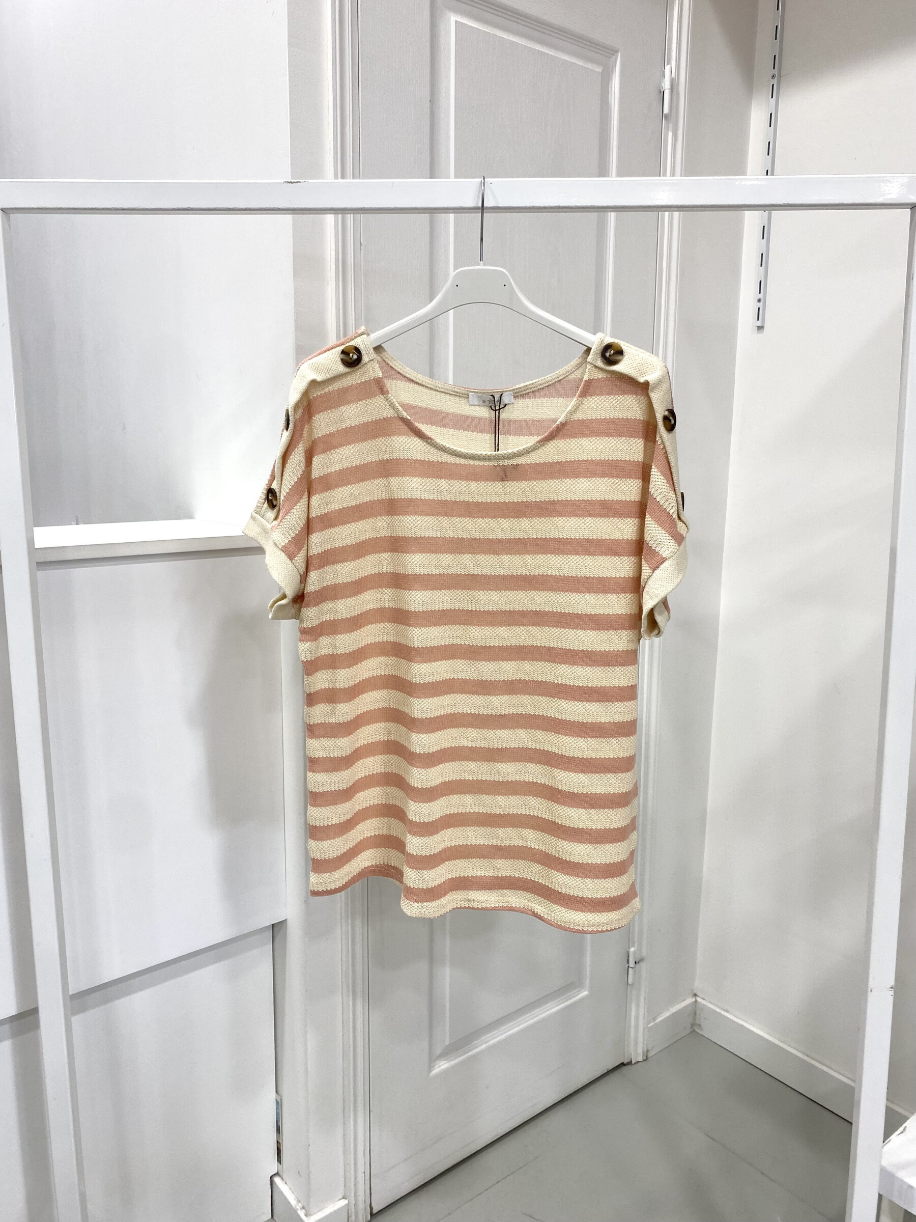 Wholesaler NOS - Striped t shirt