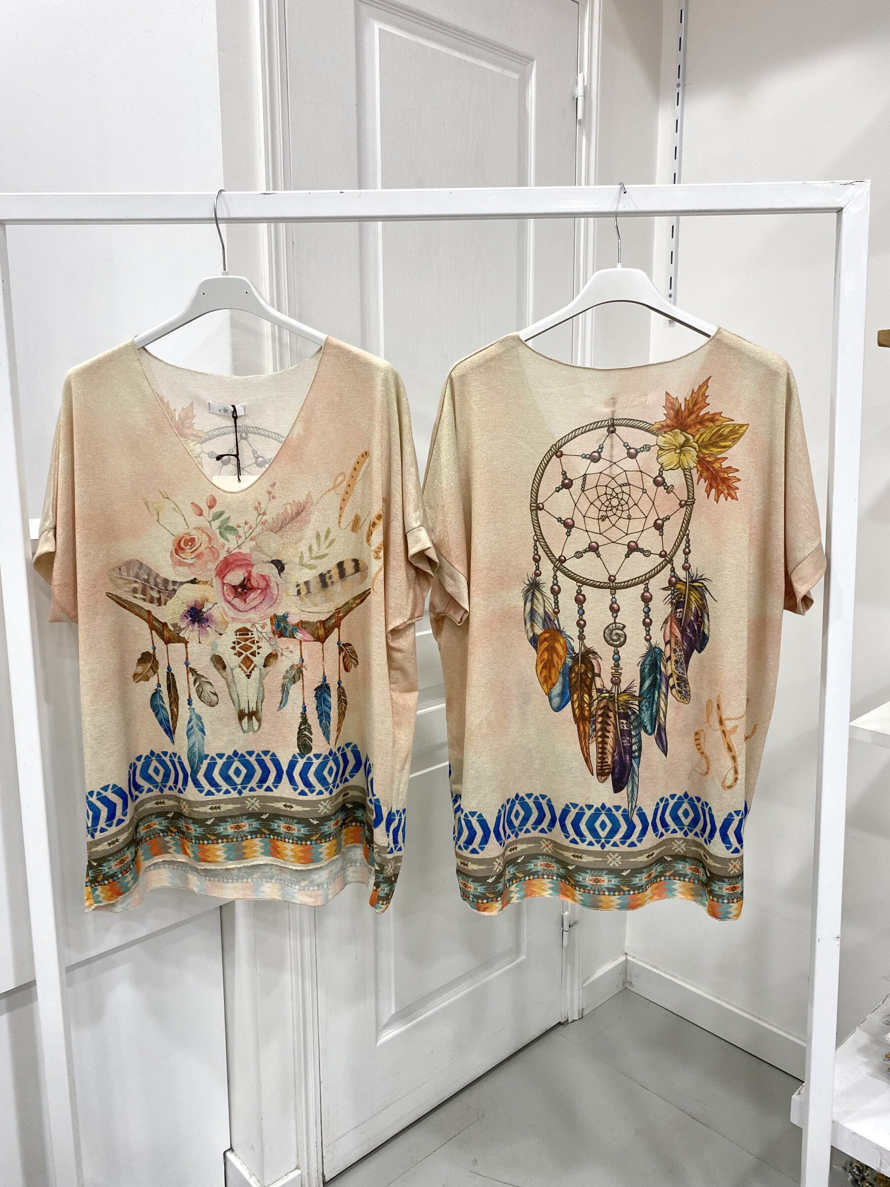Wholesaler NOS - Lurex top with print