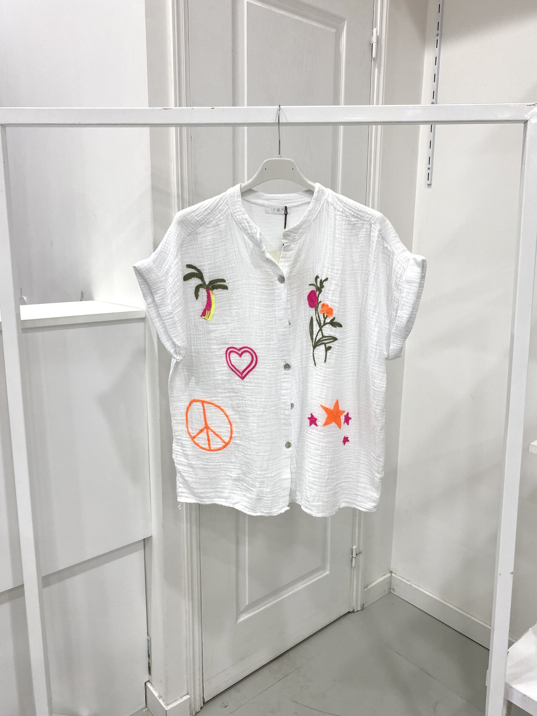 Wholesaler NOS - Embroidered cotton top
