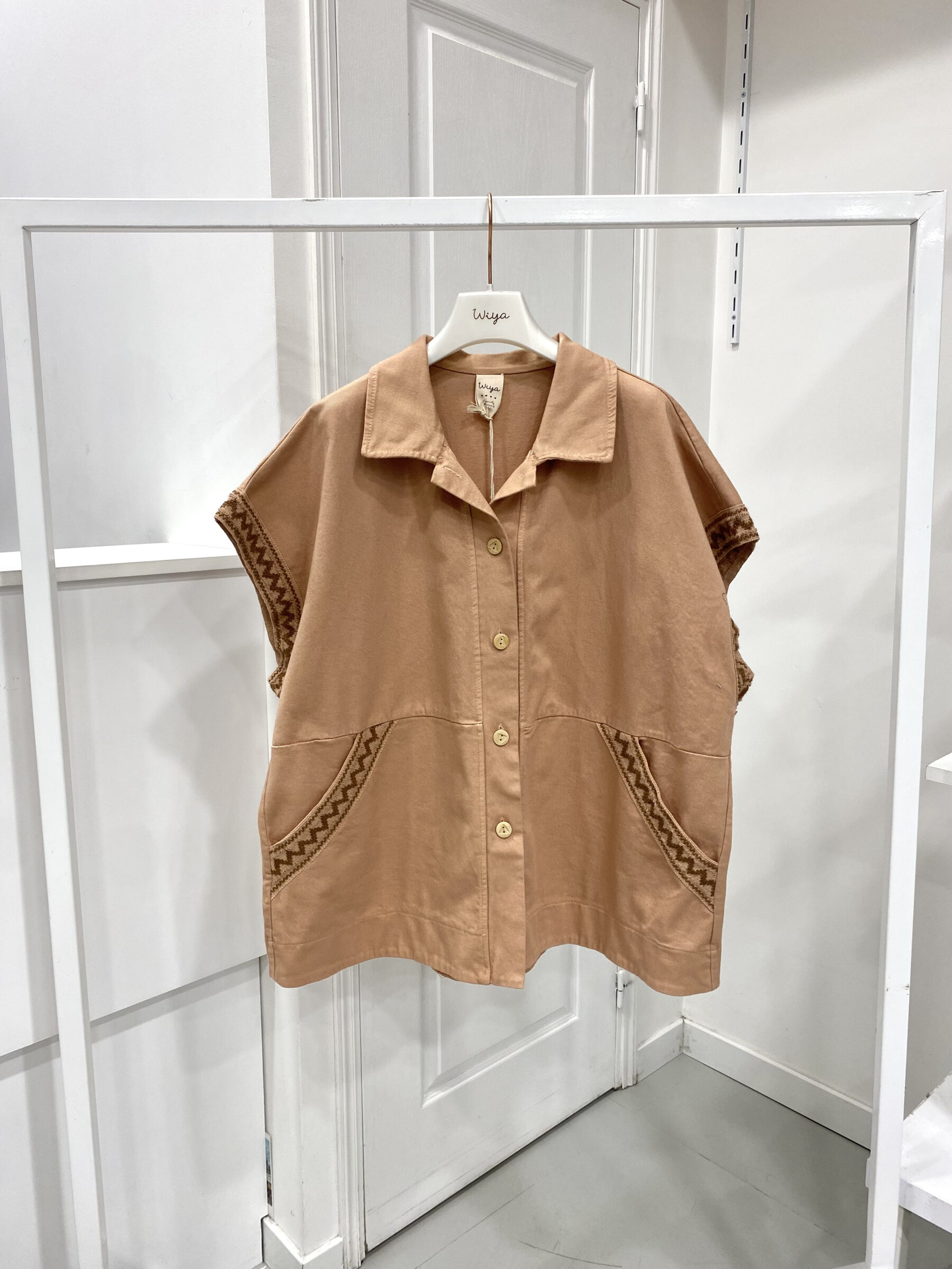 Wholesaler NOS - Short sleeve jacket
