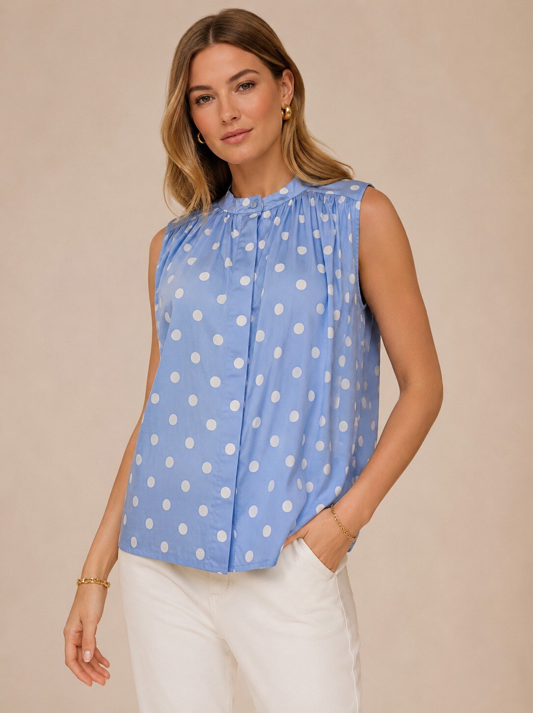 Grossista NOTA BENE - Blusa Senza Maniche a Pois - Stile Estivo Chic