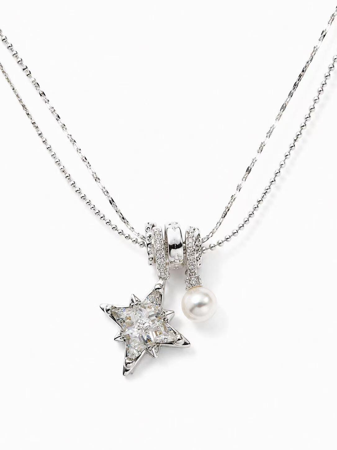 Wholesaler O.TD - Necklace with Star and Pearl Pendant