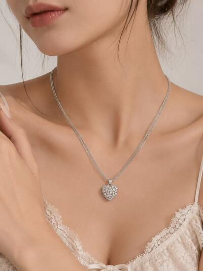 Wholesaler O.TD - Necklace with heart pendant and crystals Wholesaler O.TD - Necklace with heart pendant and crystals