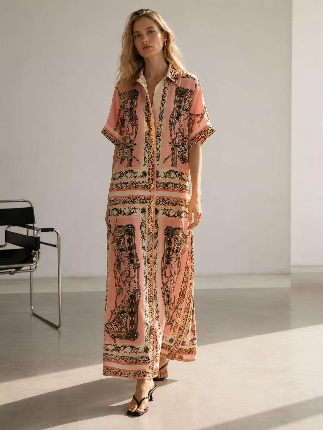 Wholesaler O.TD - Long dress with baroque style print
