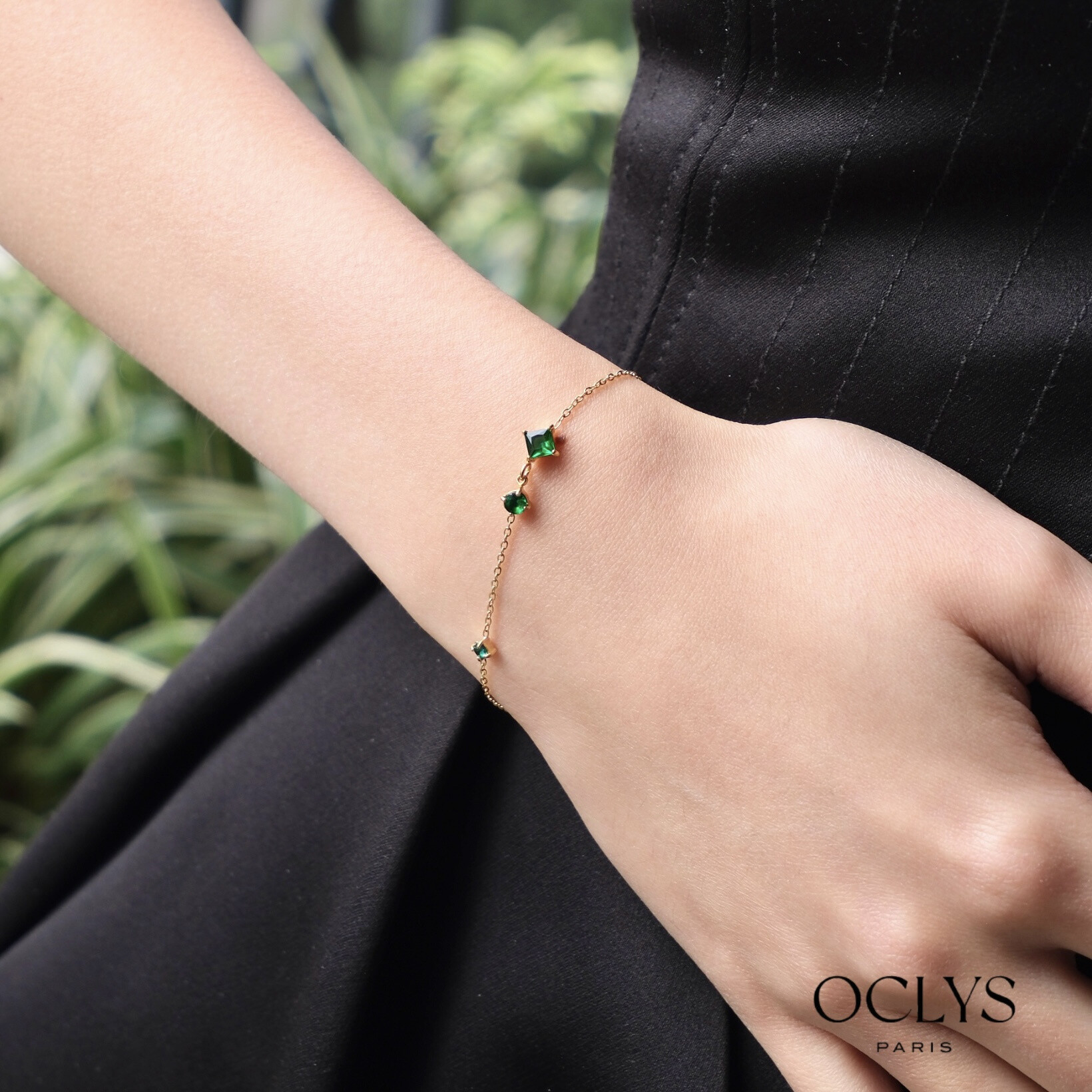 Großhändler OCLYS - Goldfarbenes Strass-Blume-Edelstahlarmband Cicilia