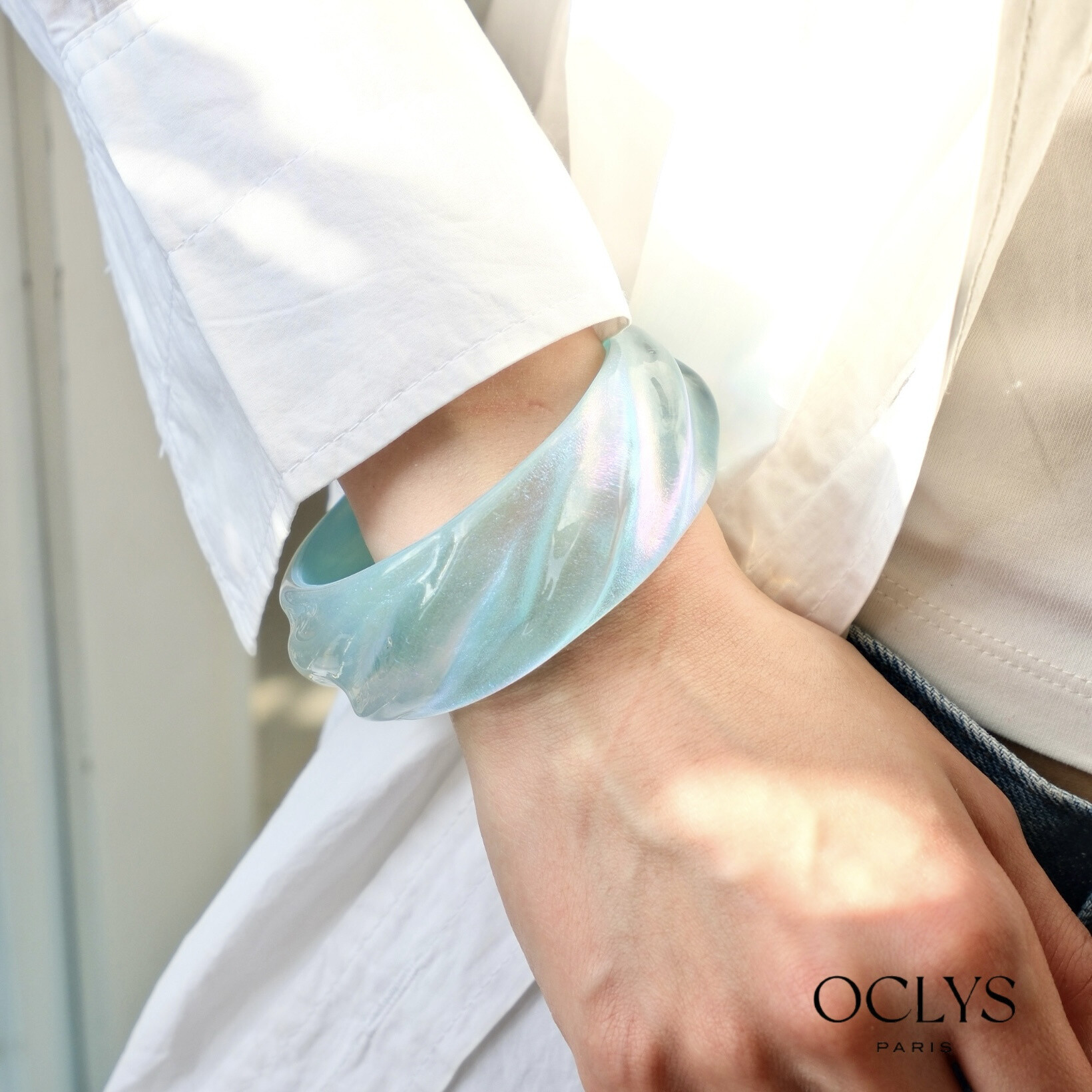 Wholesaler OCLYS - Thick jonc bracelet transparent resin sirene diuli