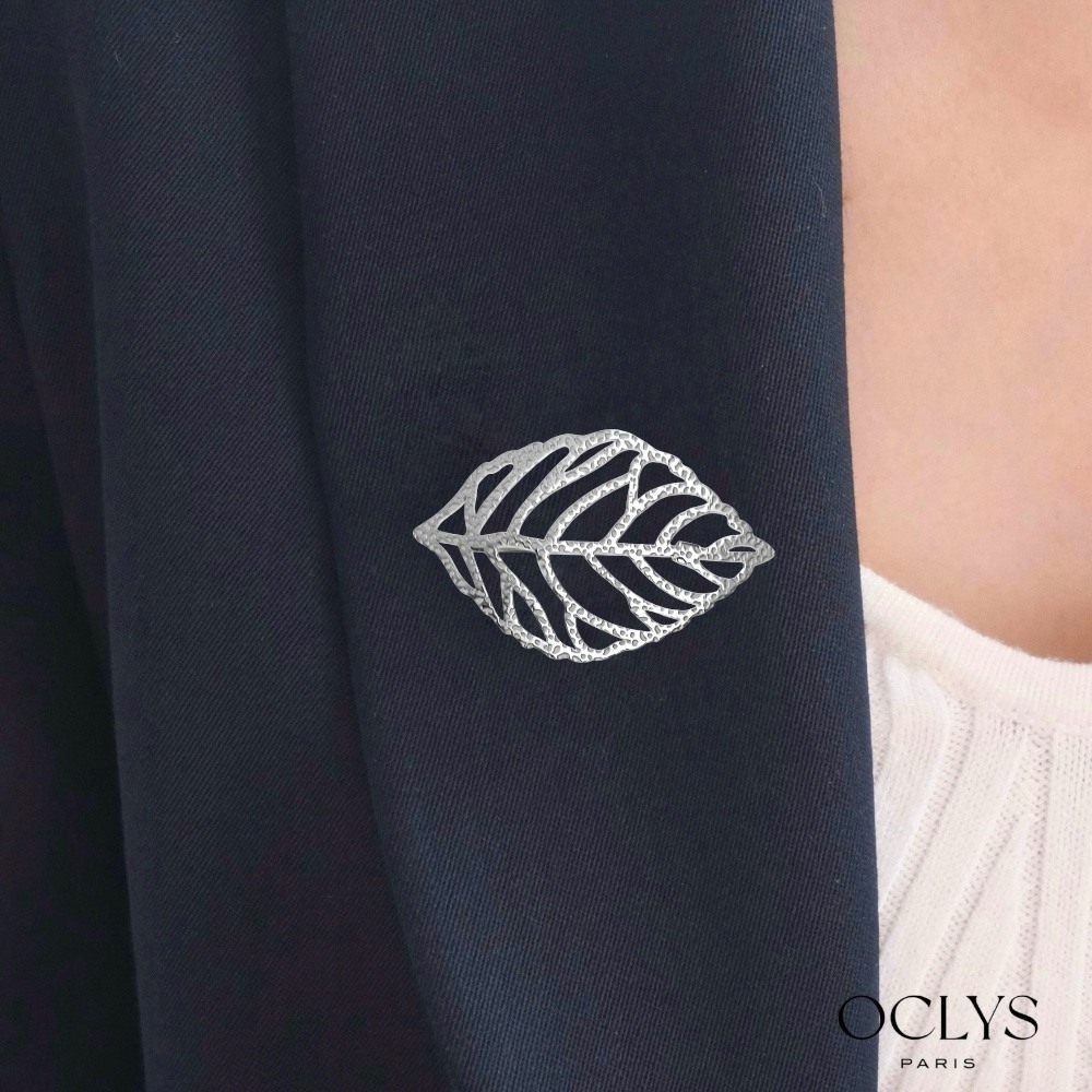 Wholesaler OCLYS - Stainless steel hammered silver leaf brooch Lina