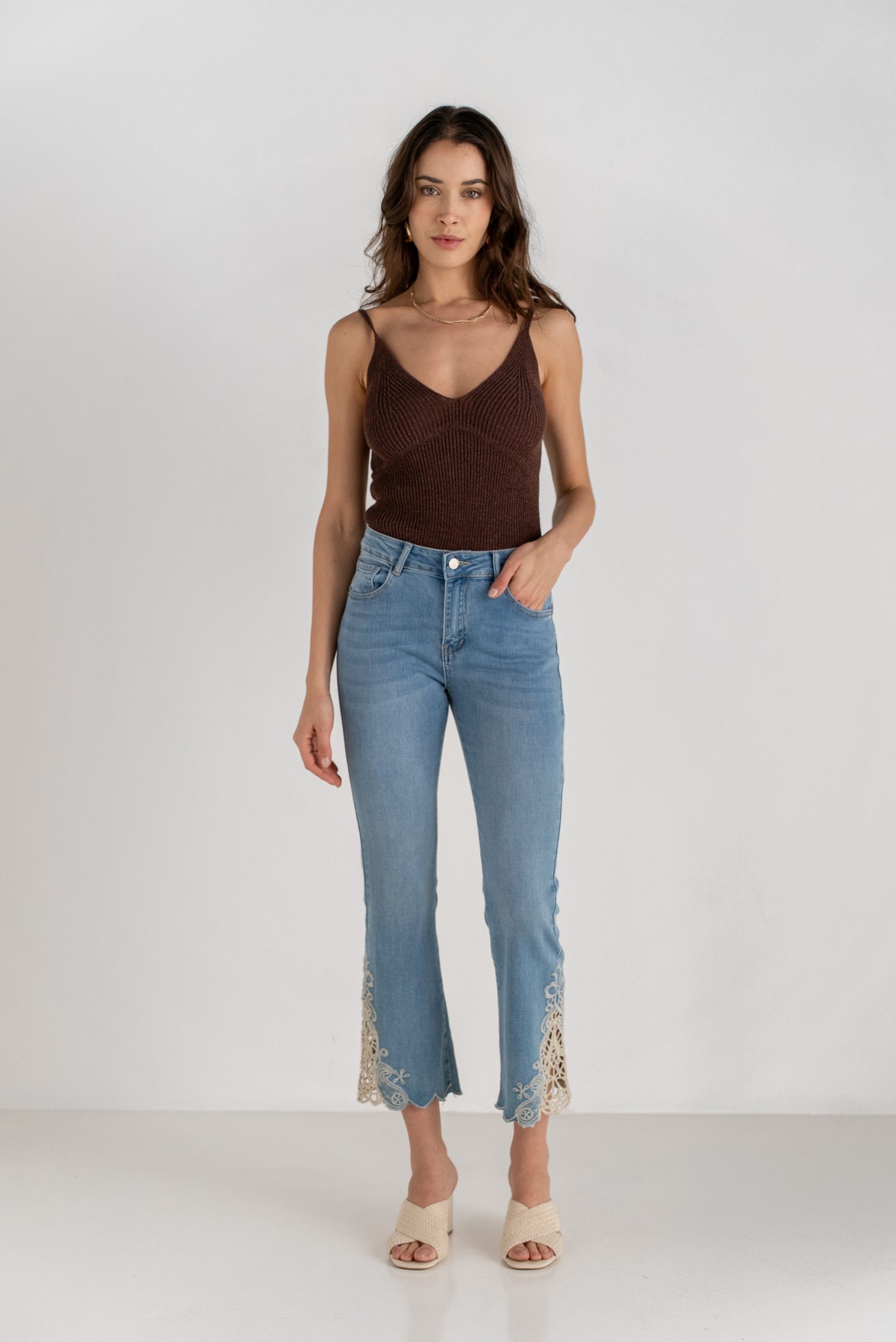 Grossista ONADO (Maison Onado) - Pantaloni bootcut all'uncinetto