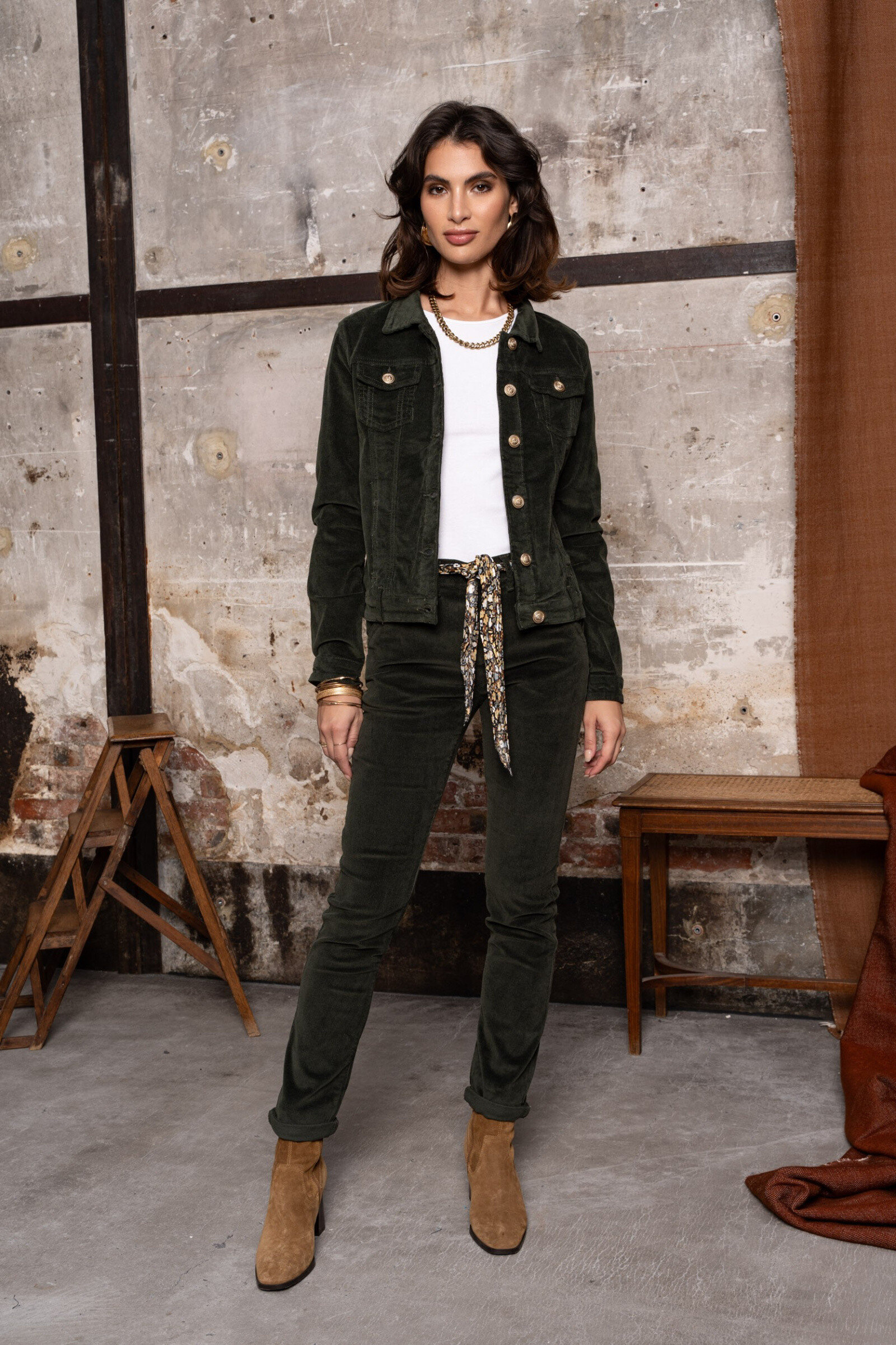 Wholesaler ONADO - Velvet Jacket - Khaki