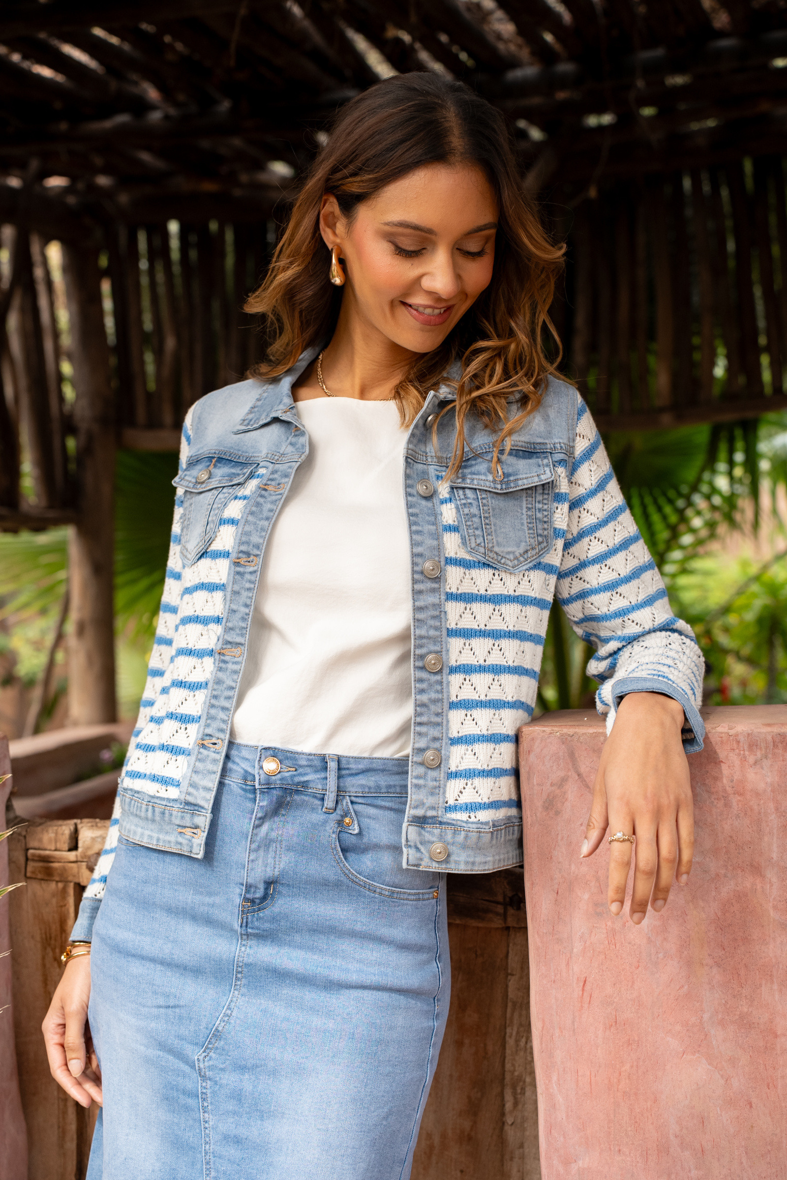 Großhändler ONADO (Maison Onado) - Marine-Häkeljacke