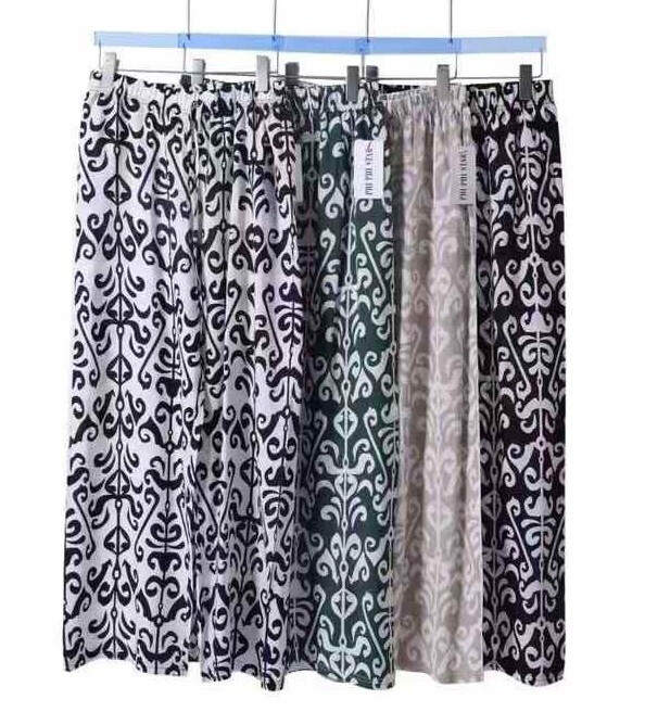 Wholesaler OOKA - Printed pants