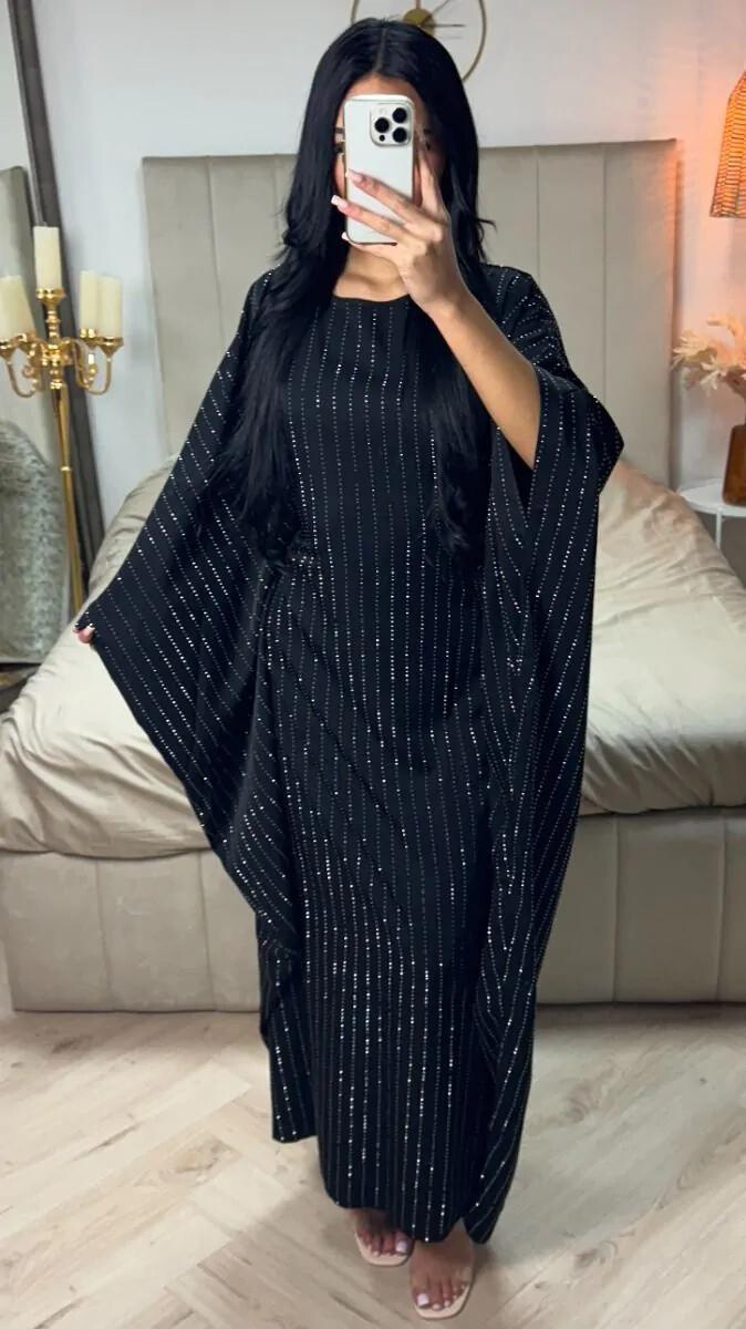 Wholesaler OOKA - Long dress with rhinestones
