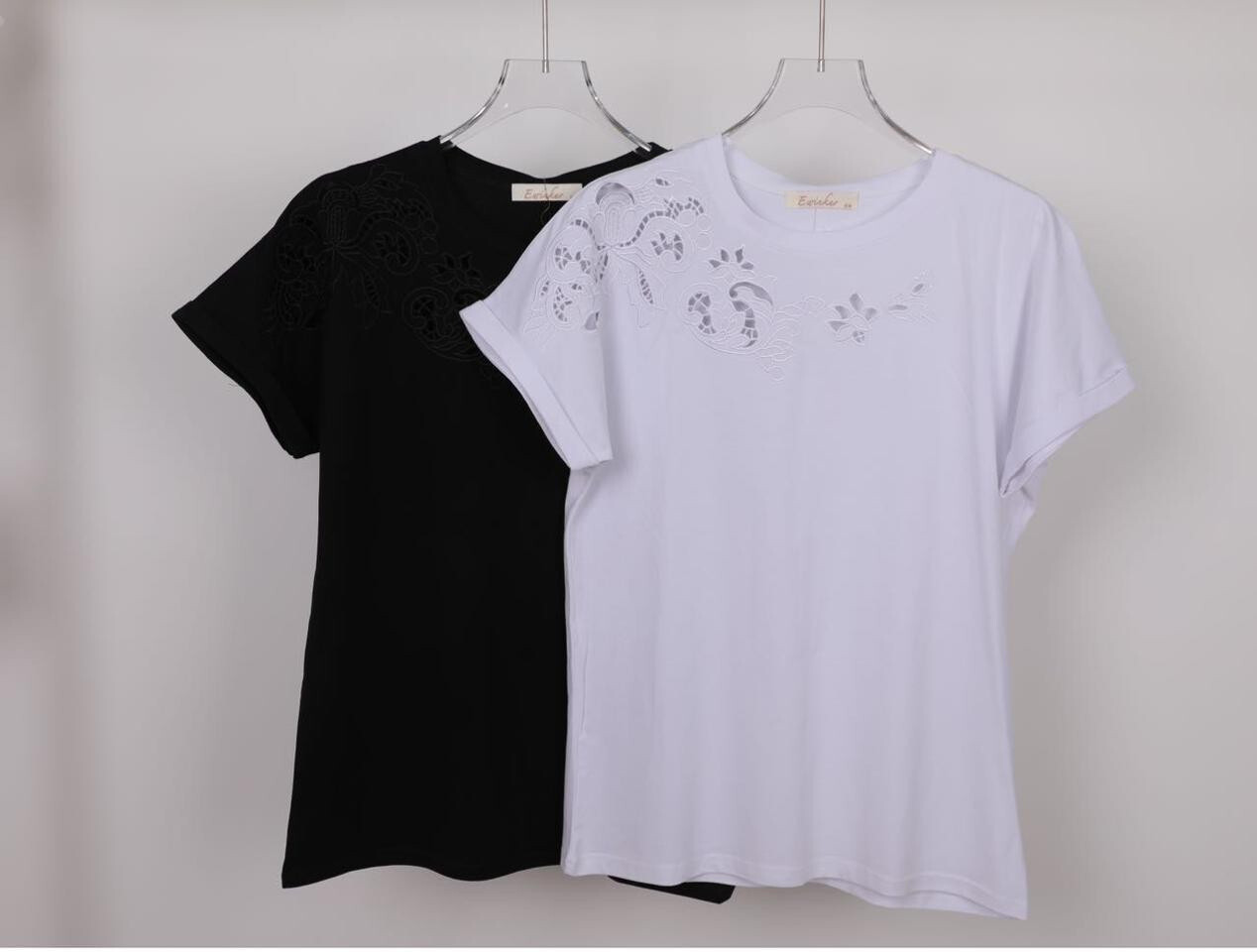 Wholesaler OOKA - Embroidered lace t-shirt