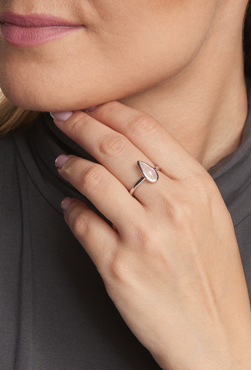 Wholesaler OPALOOK FRANCE - Ring with natural pink quartz, in rhodied silver 925-CJF-BA043-QR