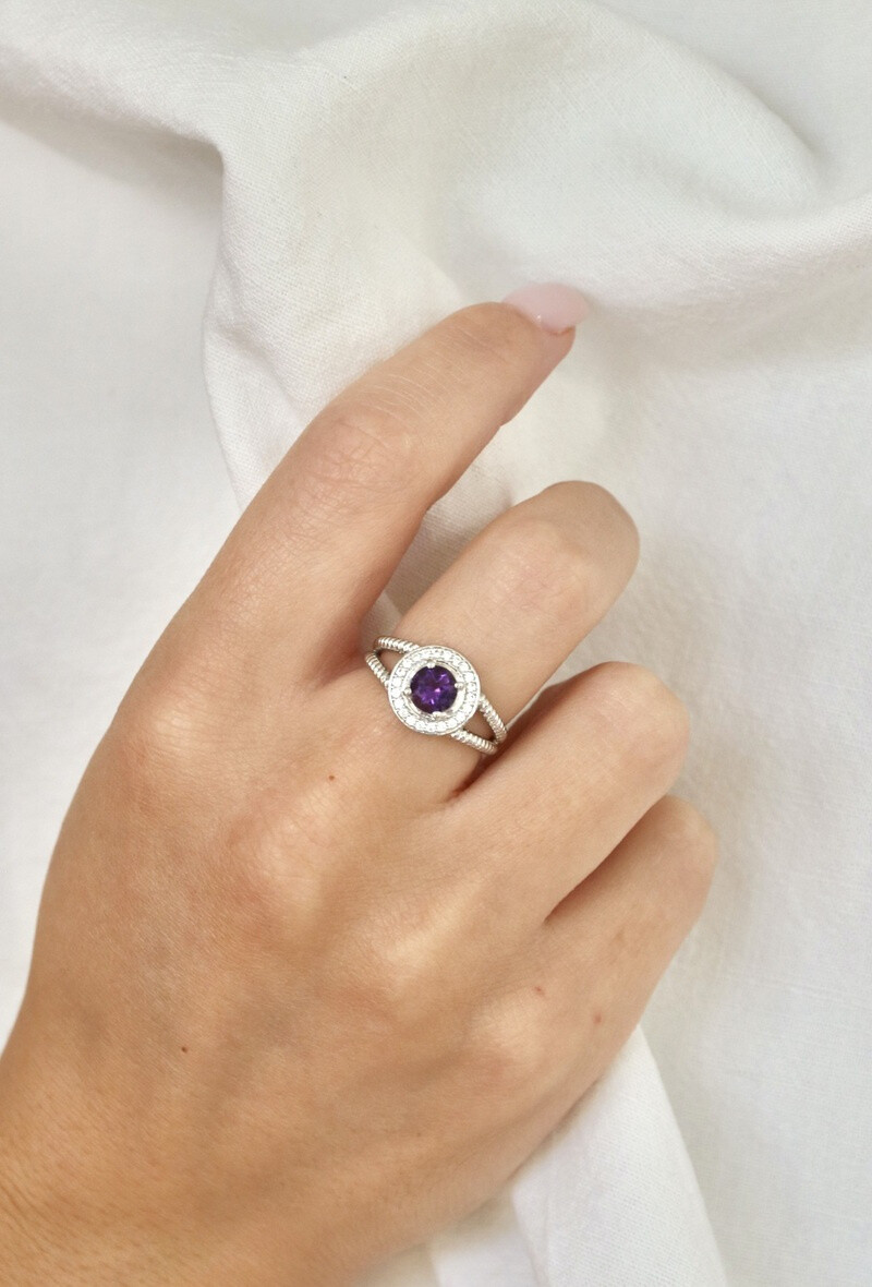Wholesaler OPALOOK FRANCE - Ring with amethyst and zirconium, in silver-CVL-BA004-AM