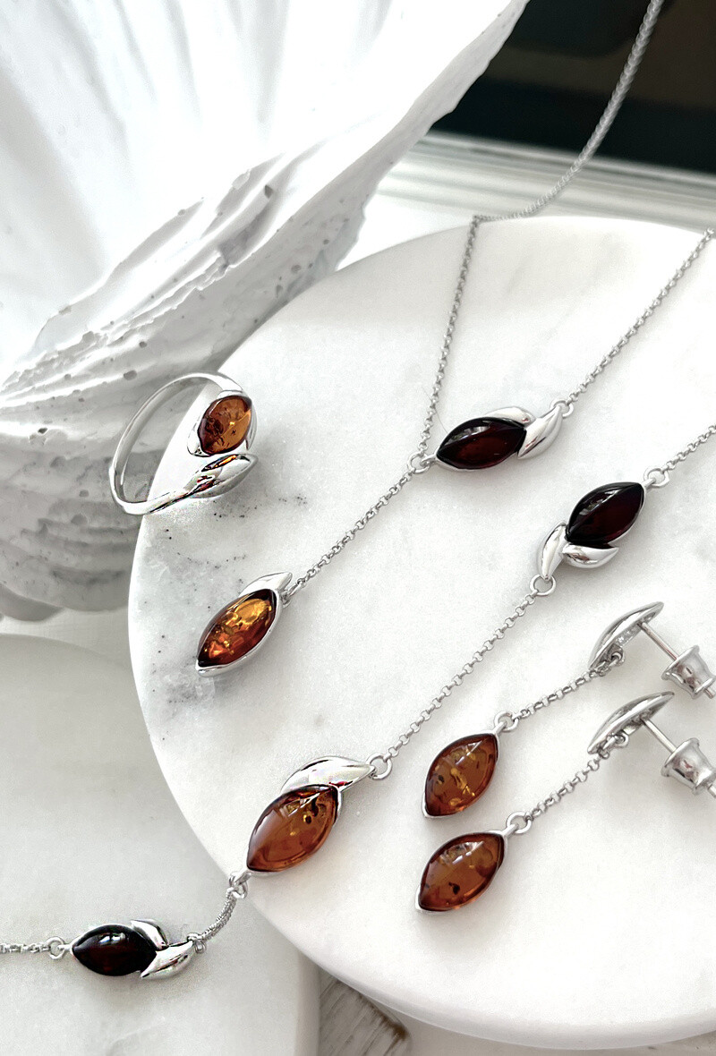 Wholesaler OPALOOK FRANCE - Ring with cognac amber, in silver - SA3627ROR