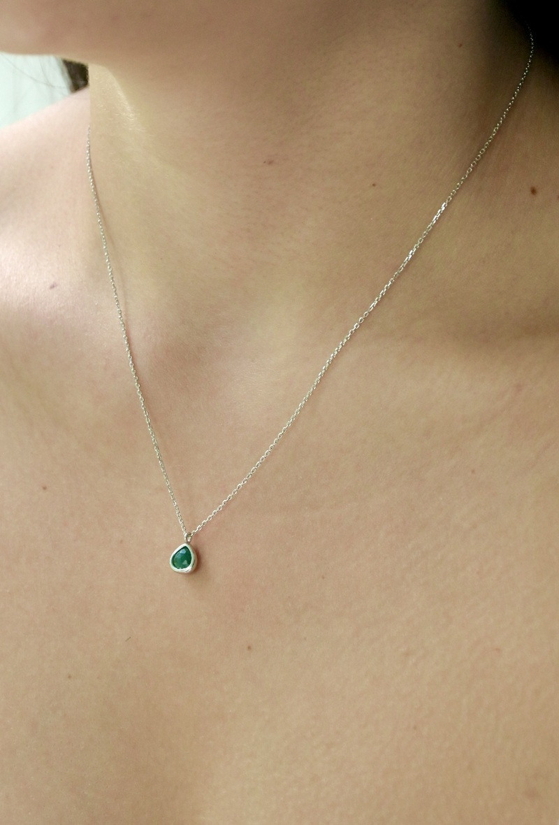 Grossiste OPALOOK FRANCE - Collier coeur aventurine verte, argent 925, 42 + 3 cm - CJF-CL007