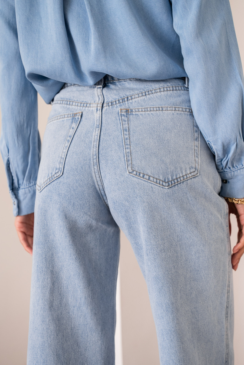 Taubenweite Jeans - Himmelblau - 4 - Großformat
