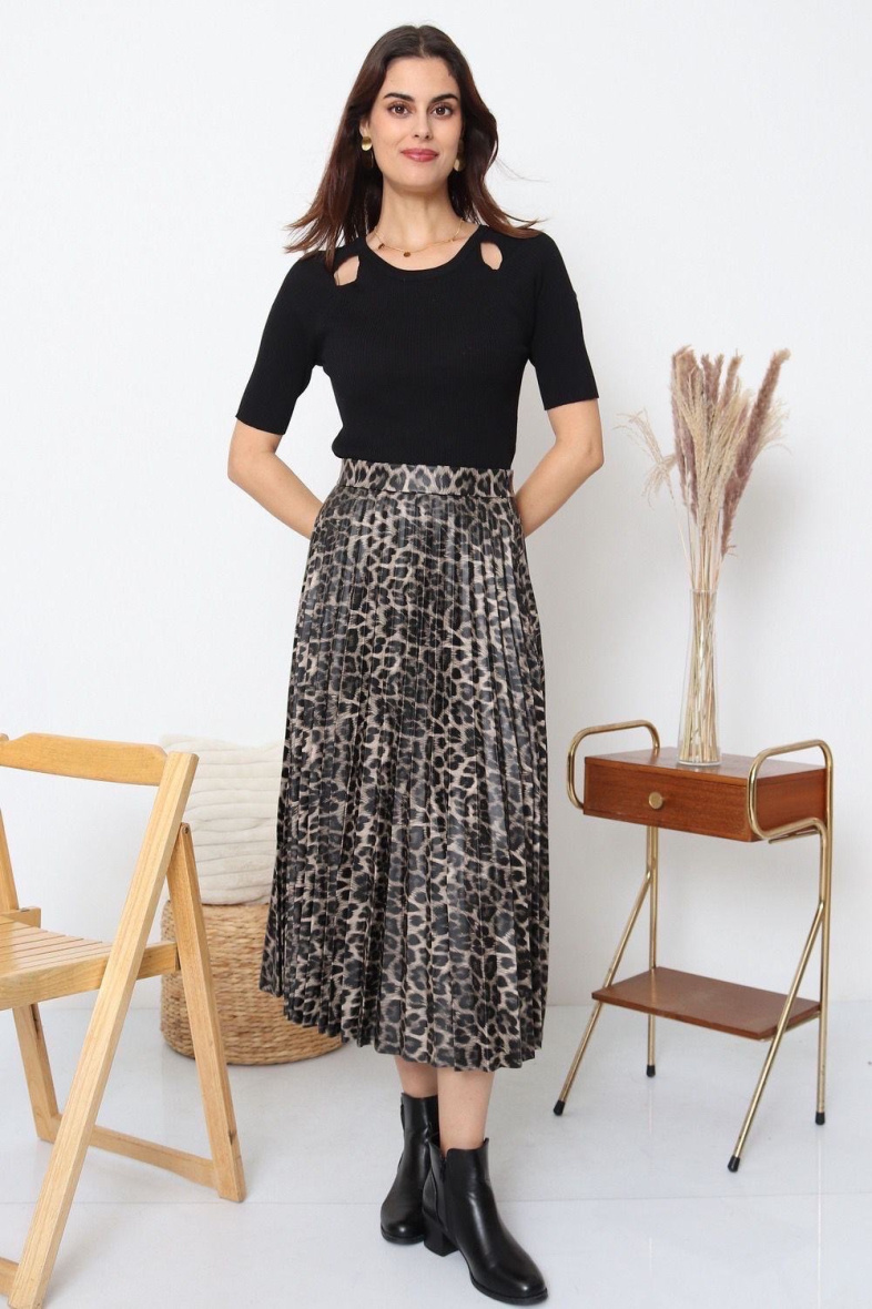 Wholesaler Orice - Mid-length pleated PU animal print skirt