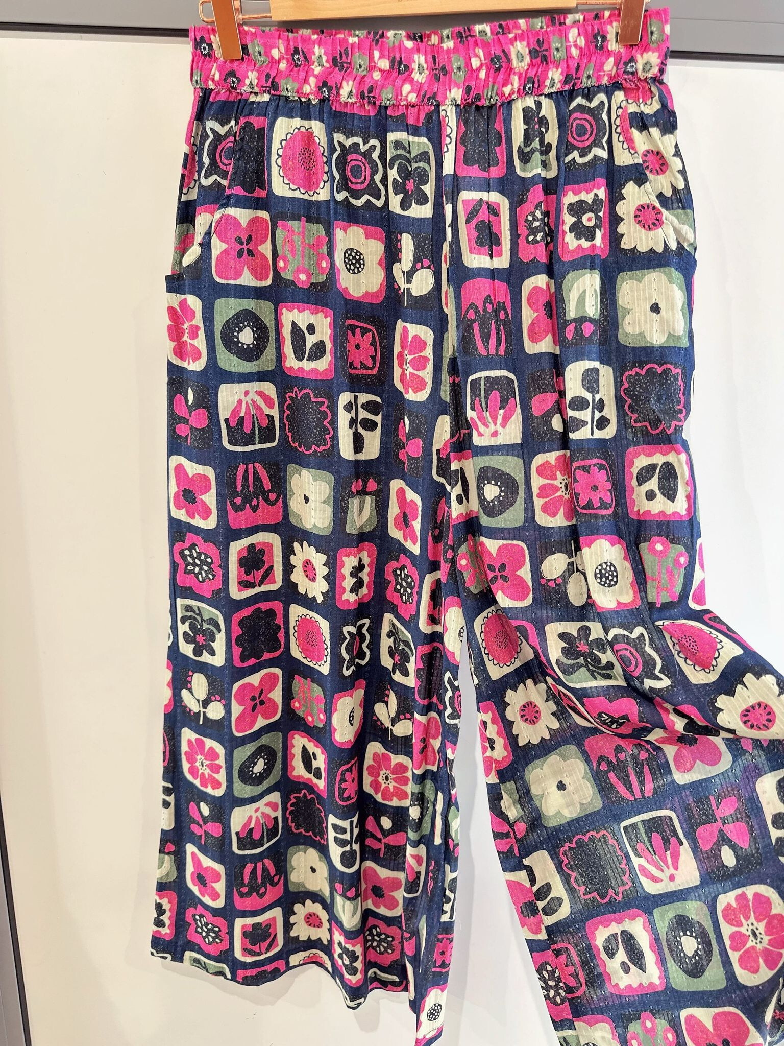 Grossista Orice - Pantaloni a gamba larga con vita elastica