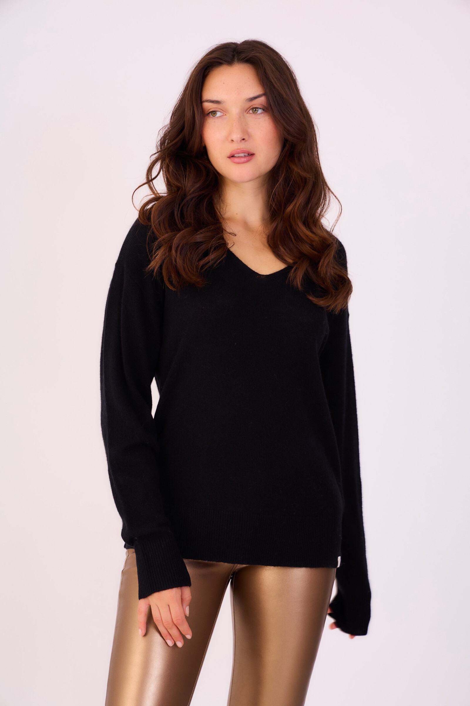 Wholesaler Orice - Cashmere knit V-neck sweater