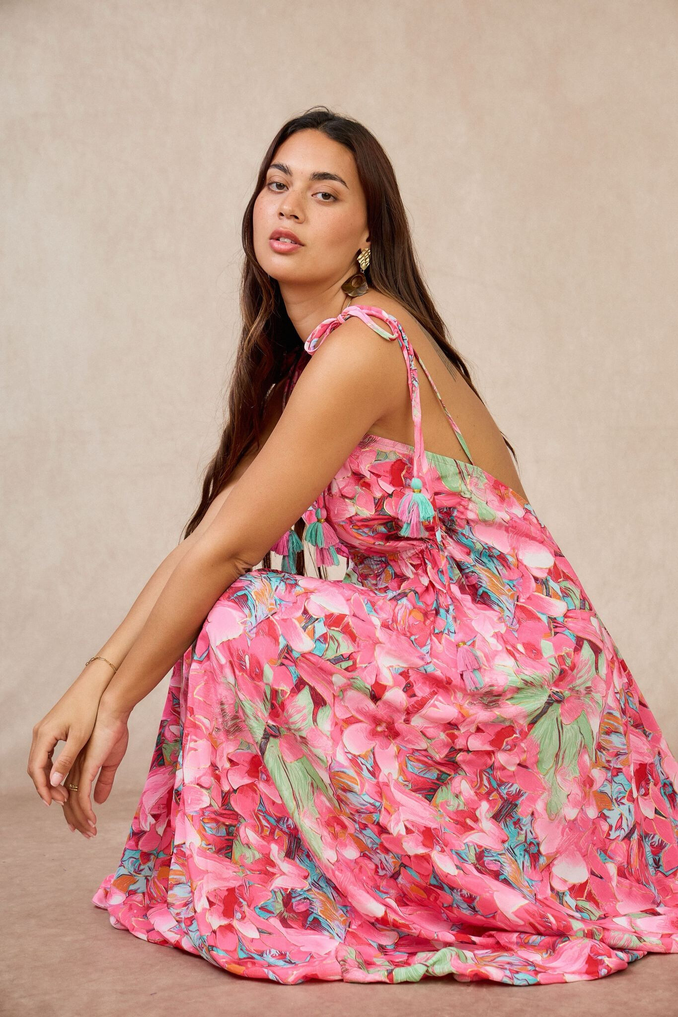 Grossiste Orice - Robe longue imprimée DOS NU ( taille 36-46)