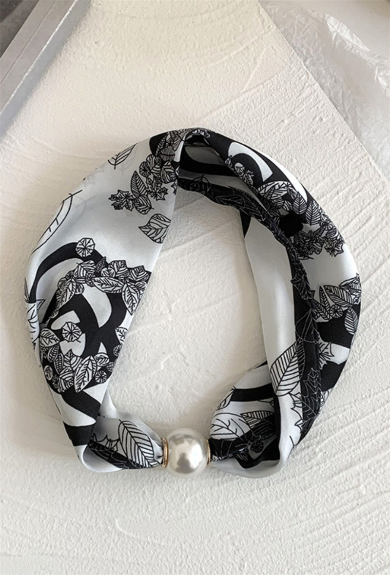 Grossista ORIENT&CO - Foulard con stampa di perle