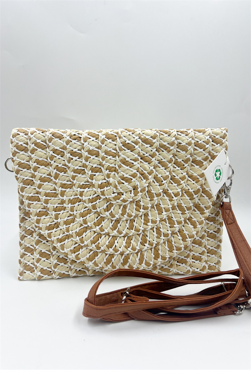 Wholesaler ORIENT&CO - Croco style shiny handbag