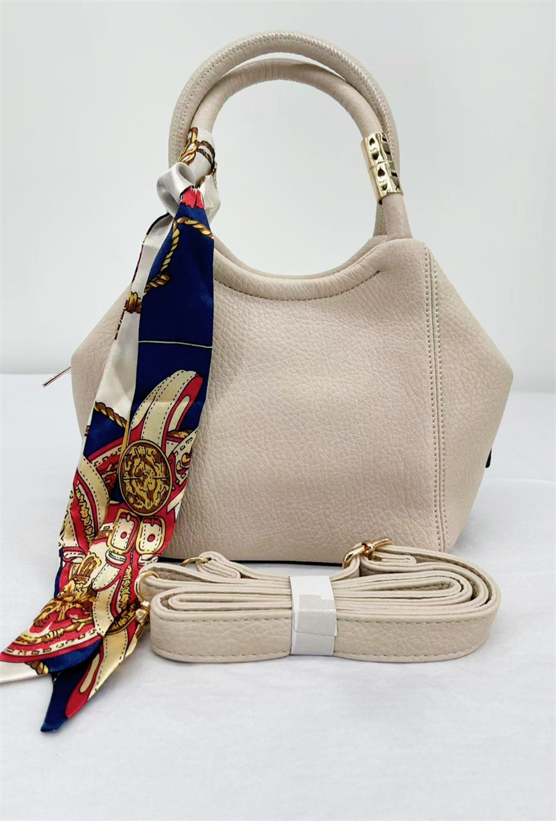 Wholesaler ORIENT&CO - Shiny evening bag