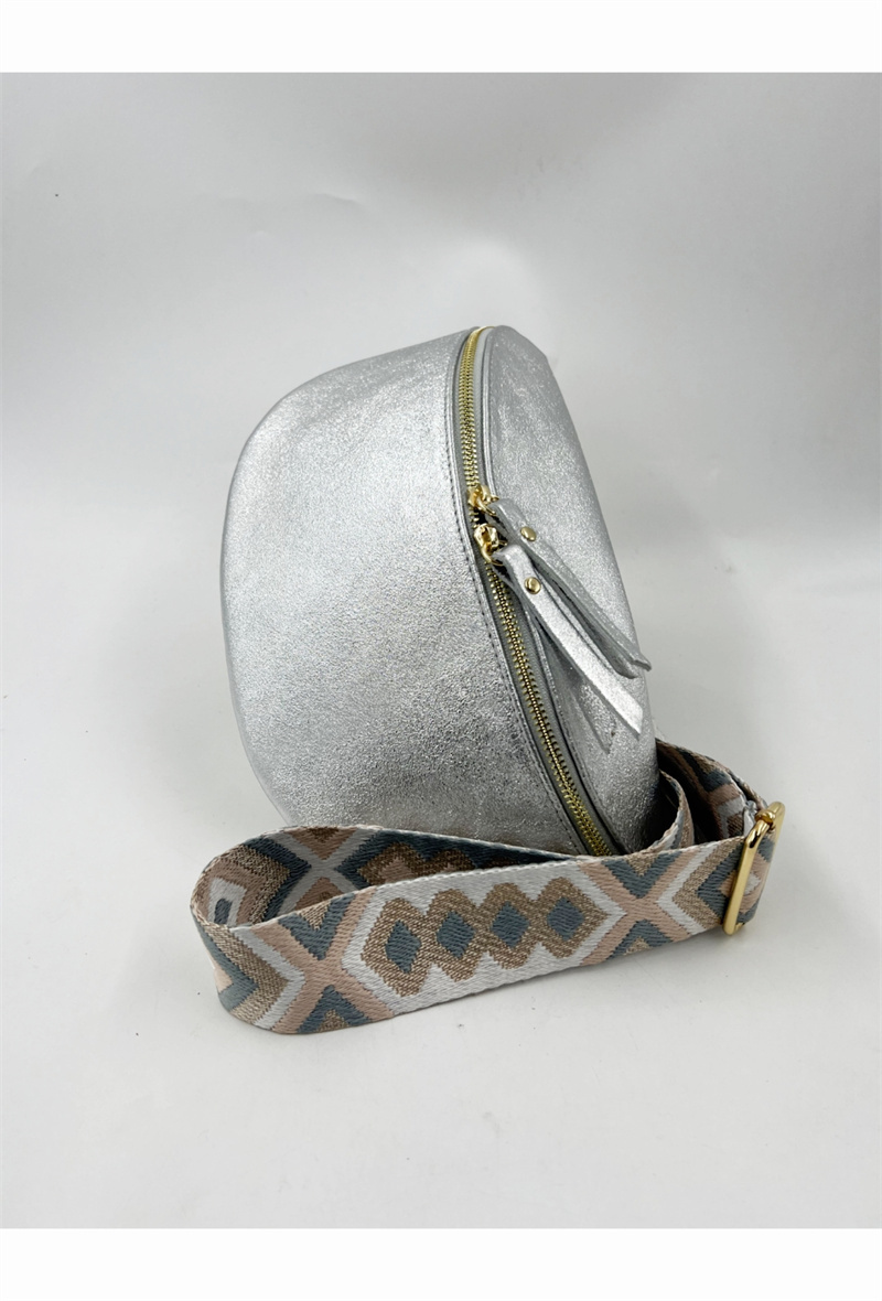 Grossiste ORIENT&CO - Sac banane cuir brillant avec bandouliere