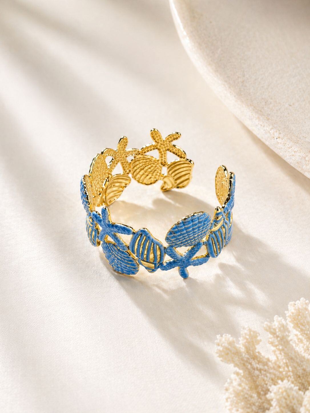 Grossista ORIENT EXPRESS FIRST - Bracciale in Acciaio con Conchiglia