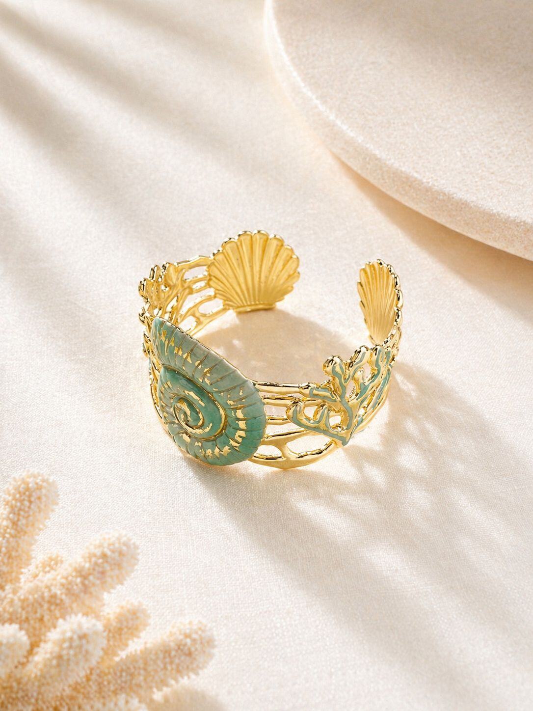 Grossista ORIENT EXPRESS FIRST - BRACCIALE IN ACCIAIO CONCHIGLIA